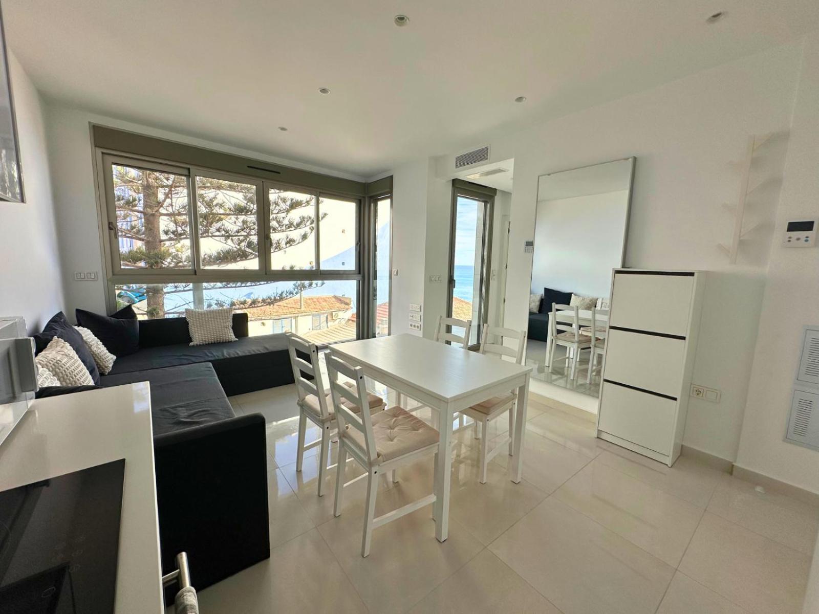 Apartamento con vista al mar