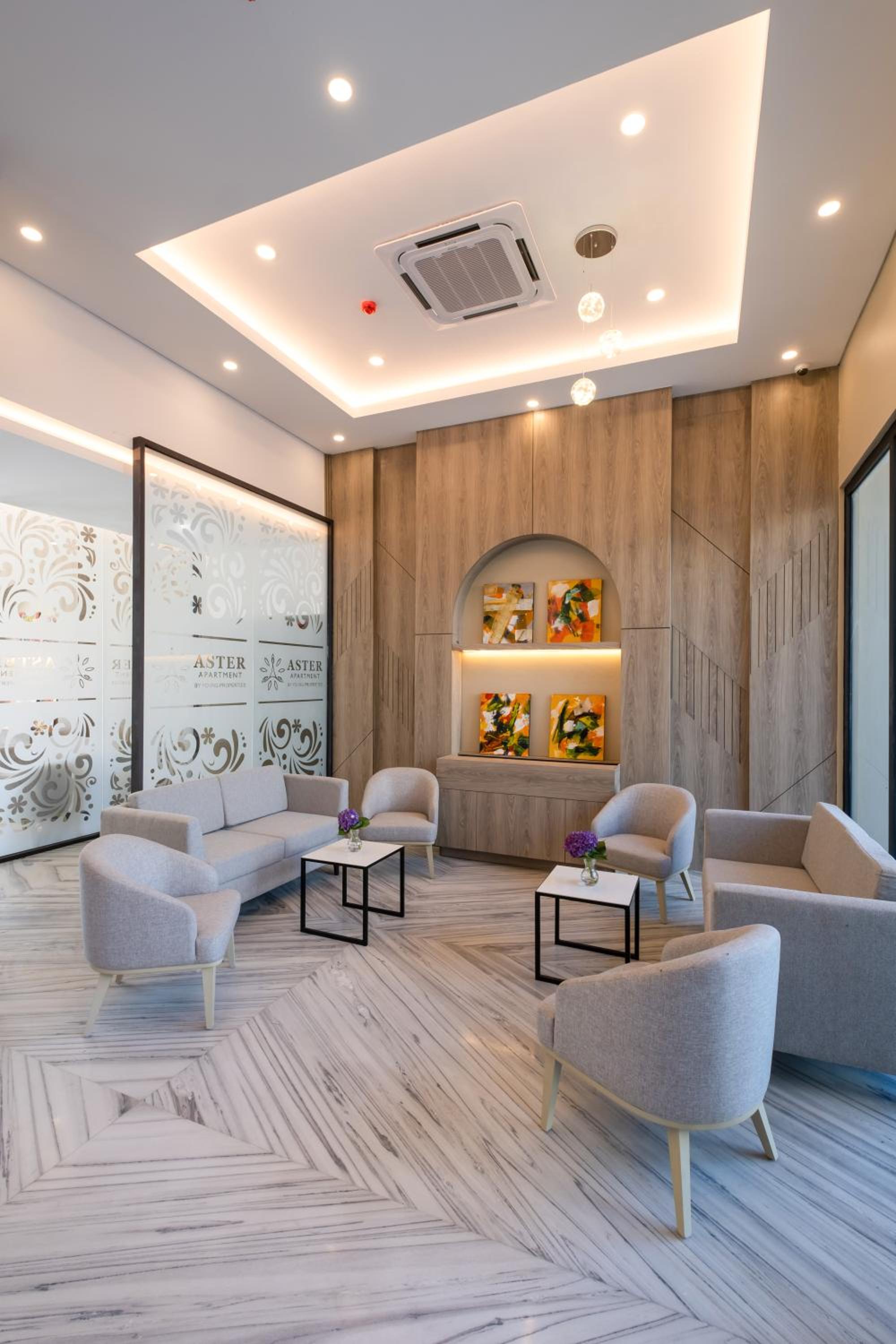 Mezzanine Premium - Photo 18