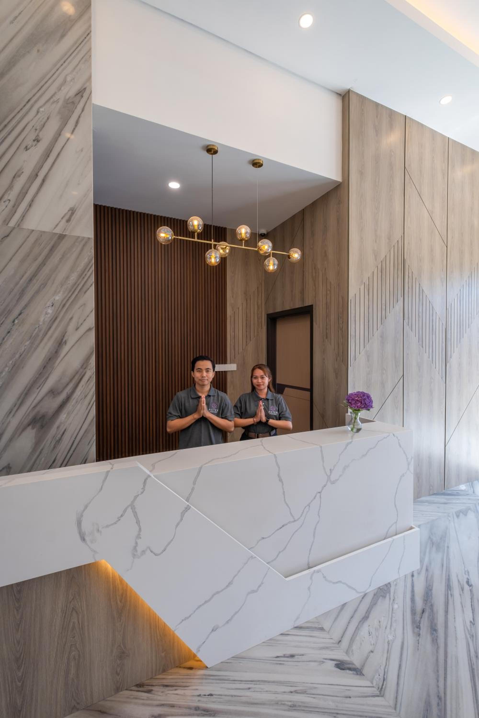 Mezzanine Premium - Photo 17