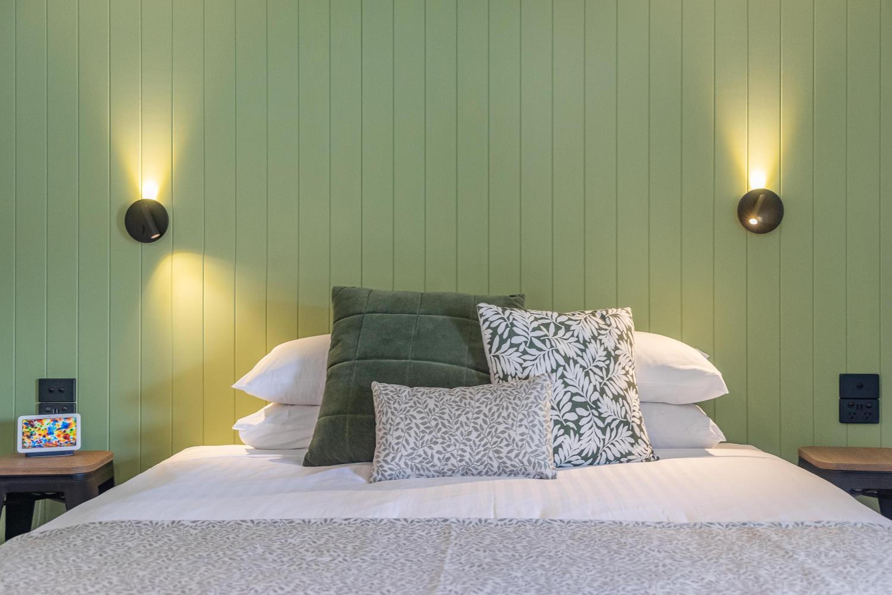Superior King Suite photo 2