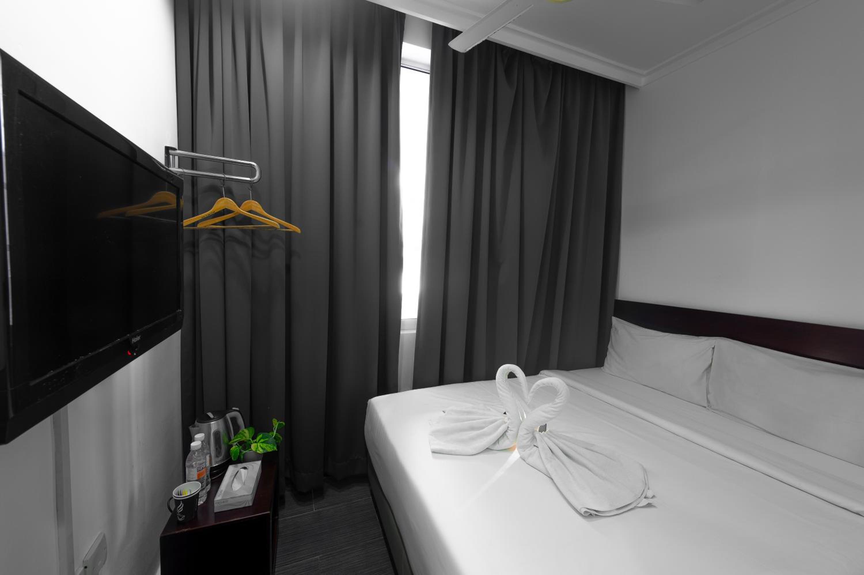 Deluxe Double Room - Photo 1