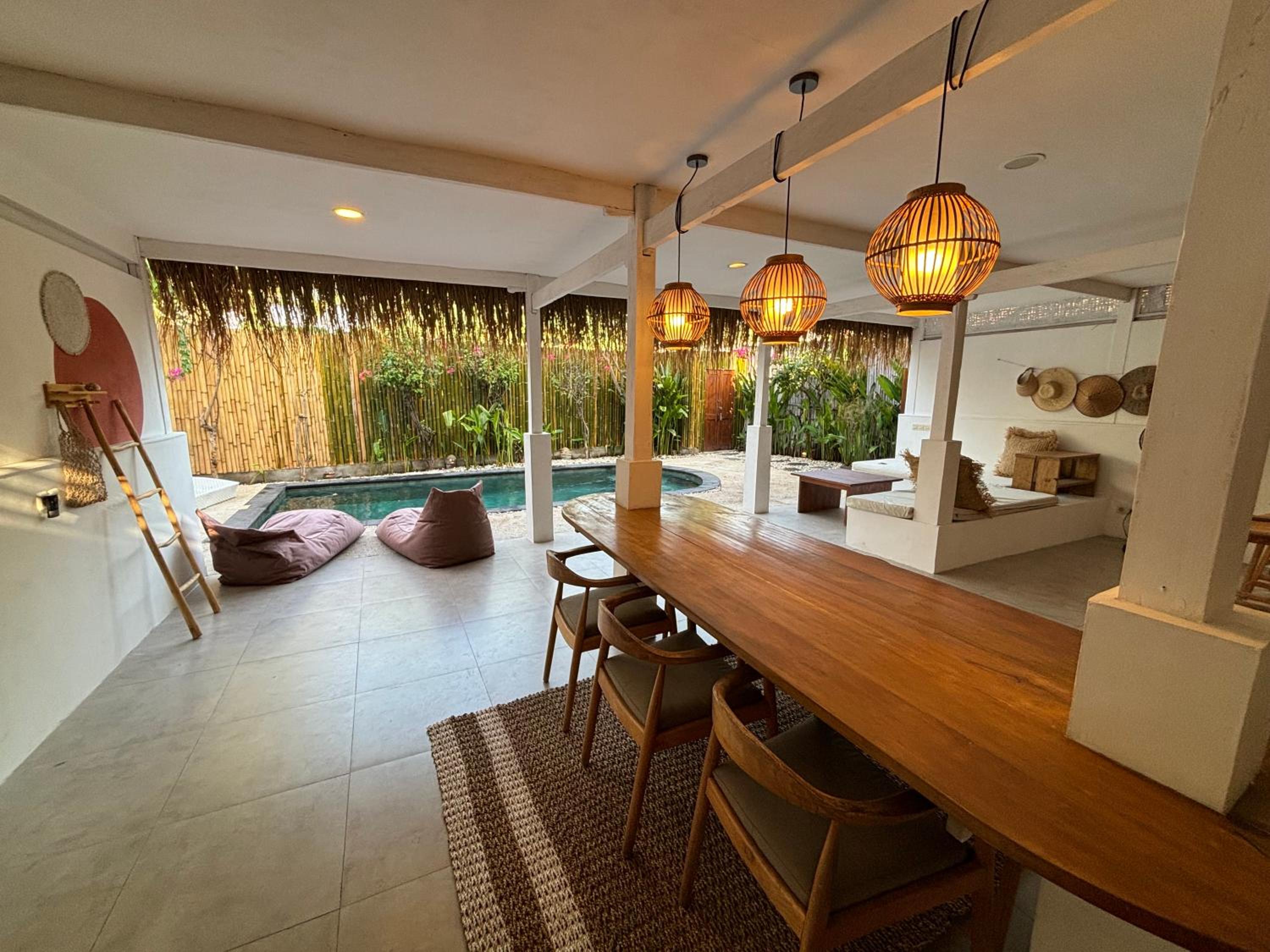 Villa with Private Pool - Photo 17