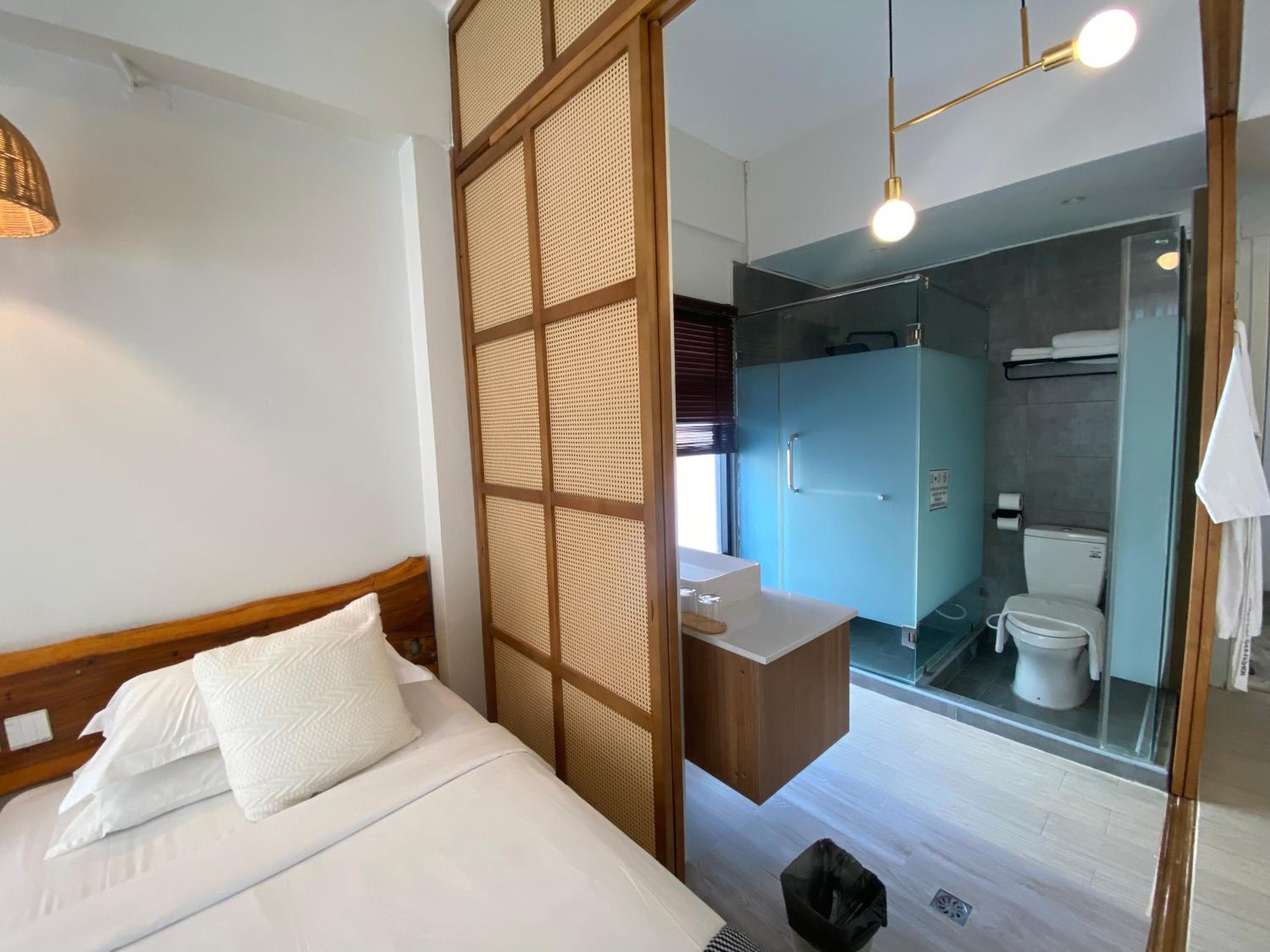 Premium Twin Room photo 2