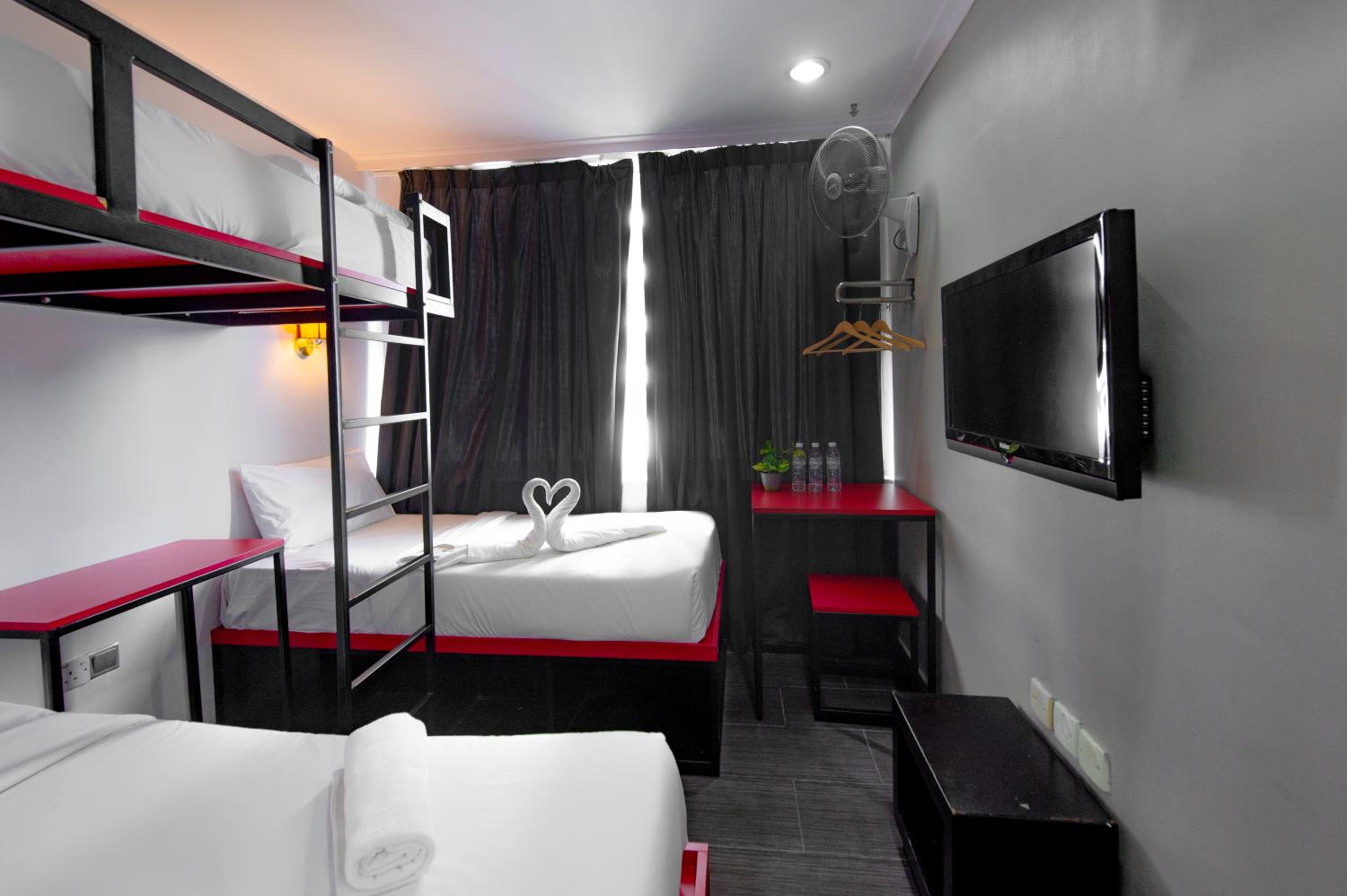 Triple Room - Photo 1