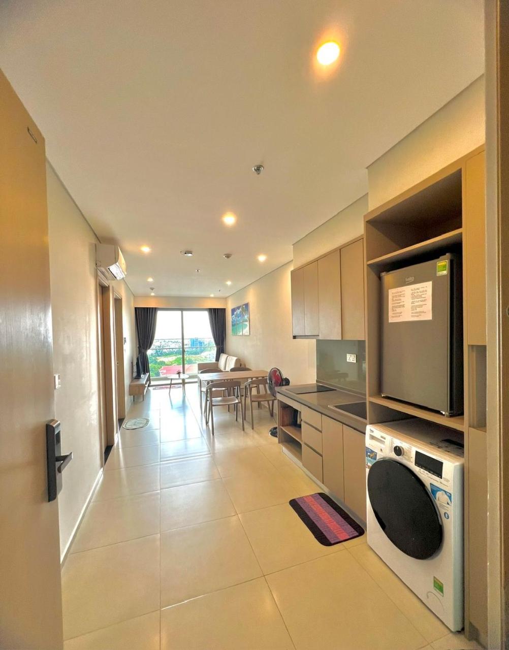 Two-Bedroom Apartment With Balcony - Photo 5