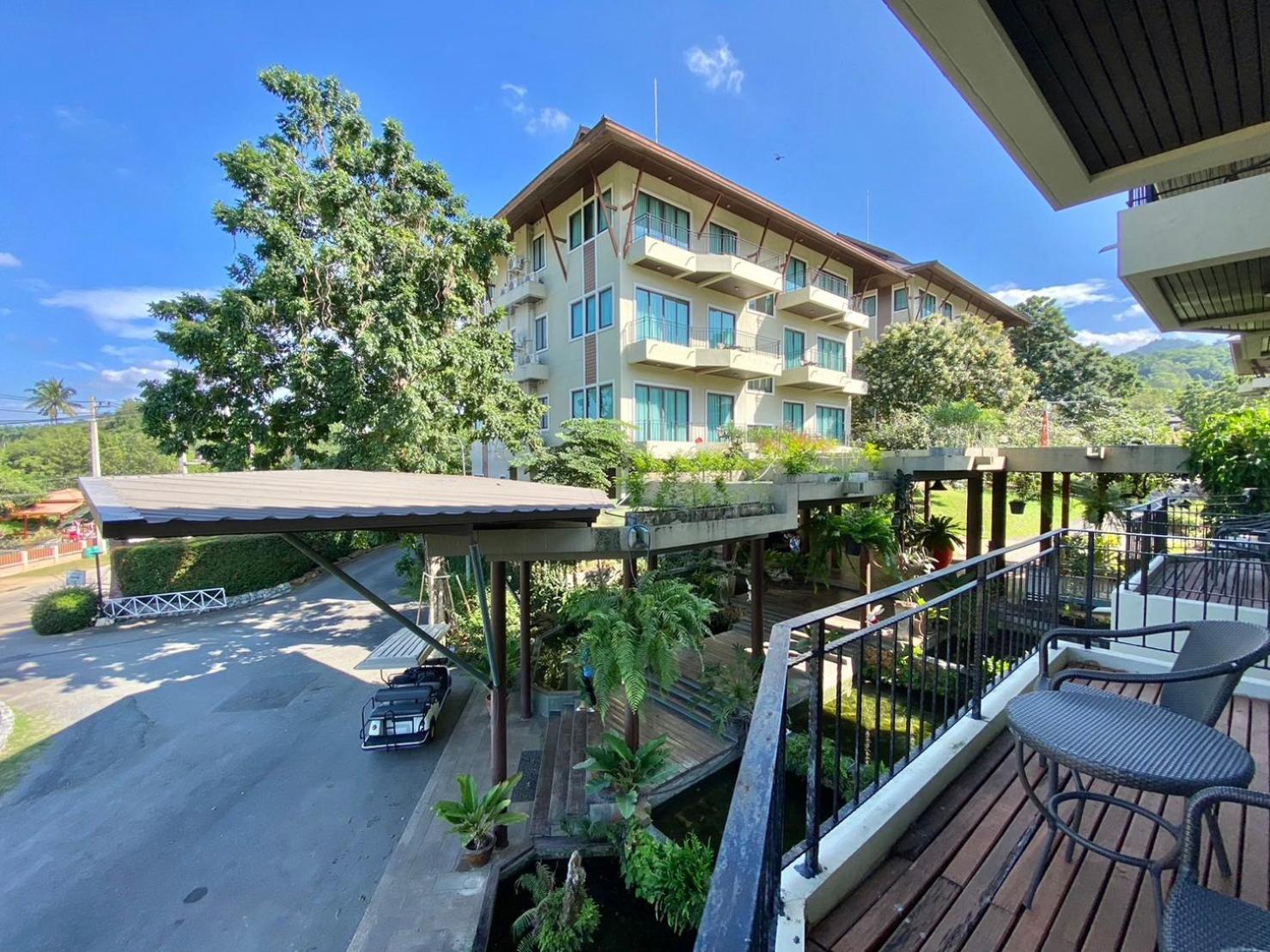 Patra Junior Garden View Suite photo 2