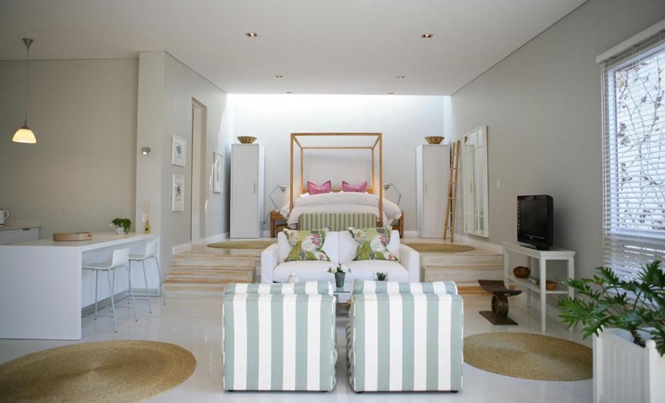 Luxury Apartment photo 3