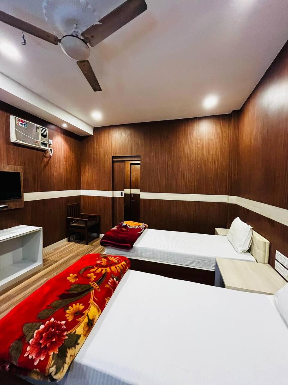 Superior King Room - Photo 1