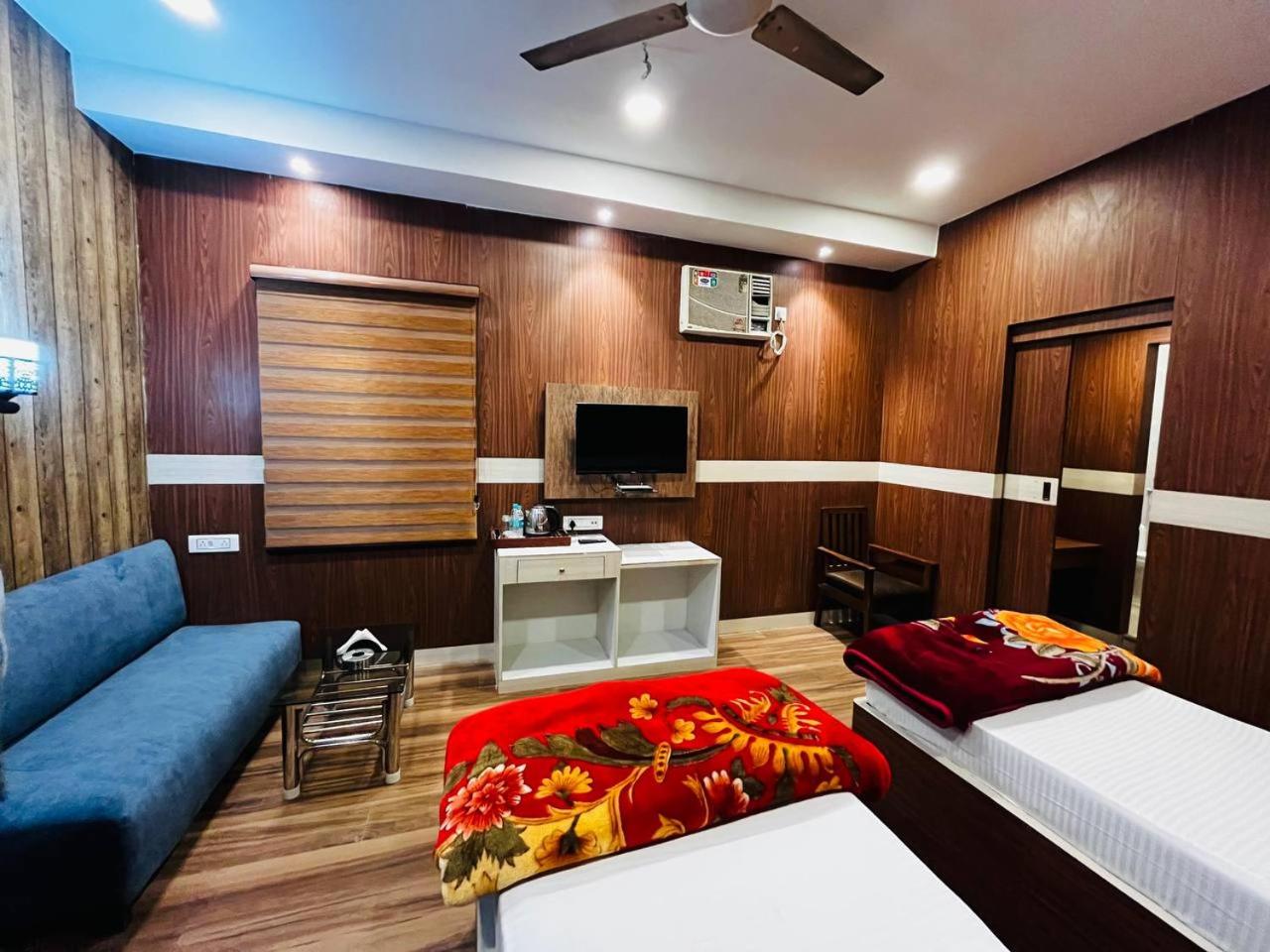Superior King Room - Photo 22