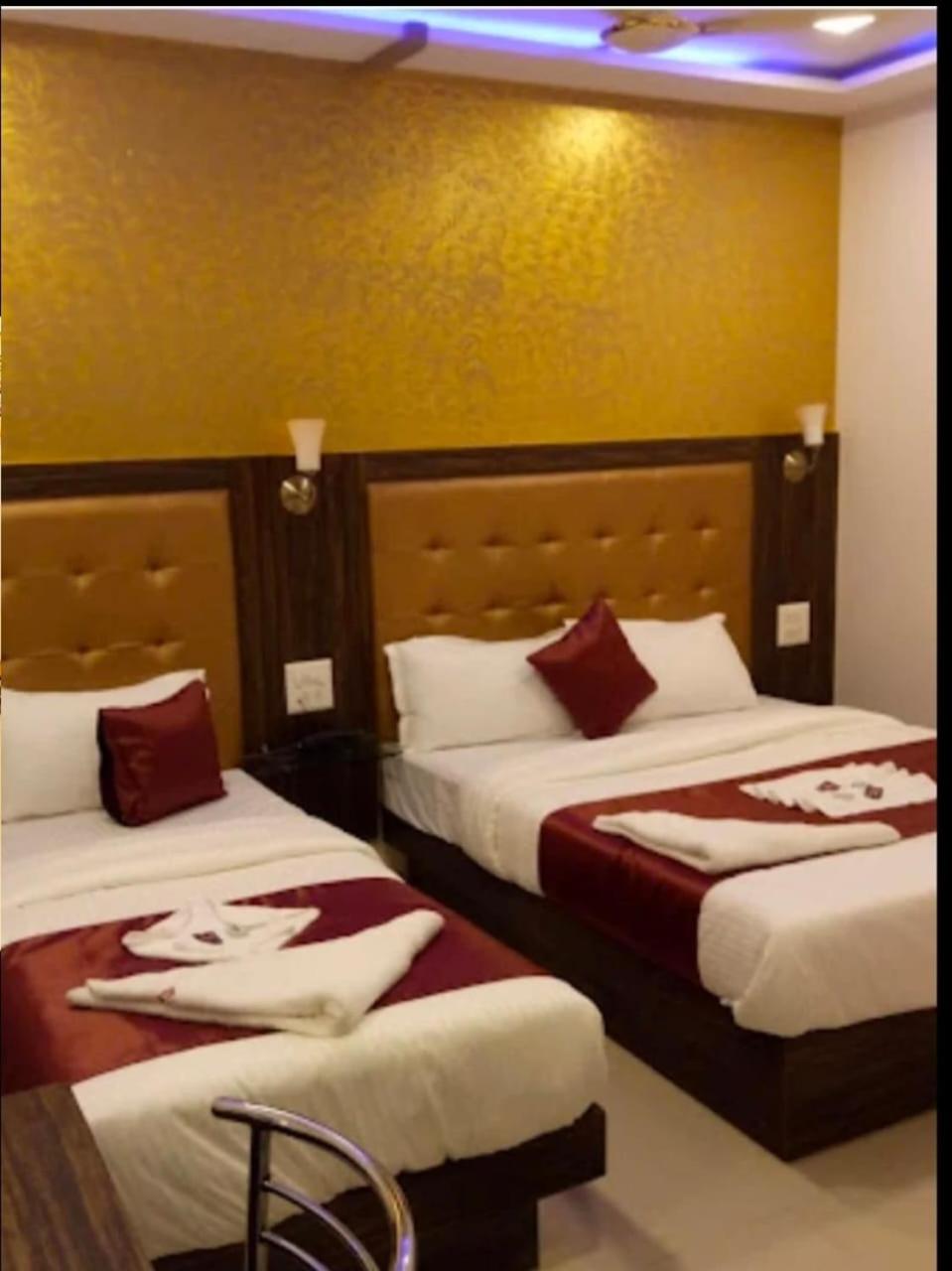 Deluxe Family Room