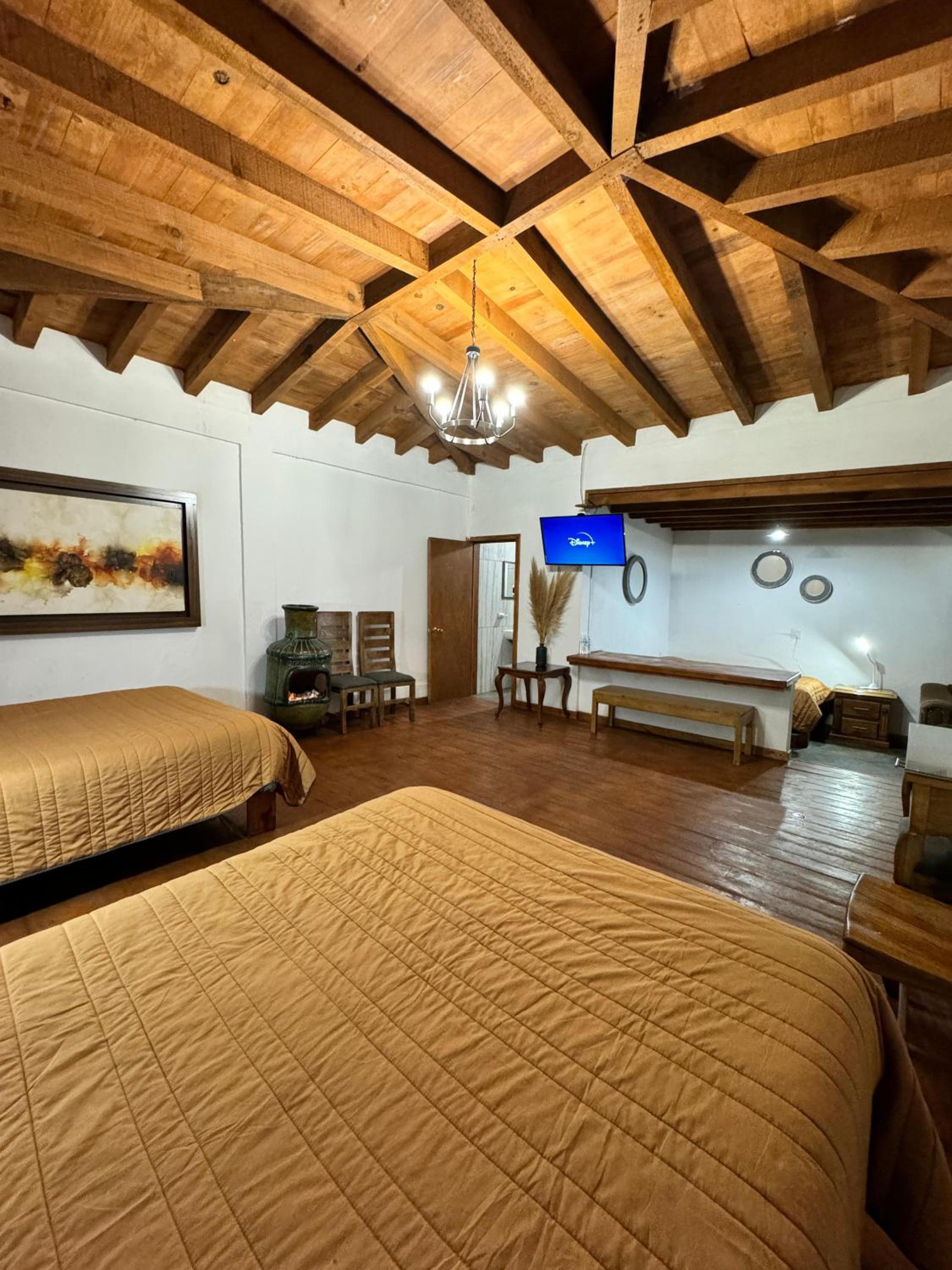 Quadruple Room - Photo 1