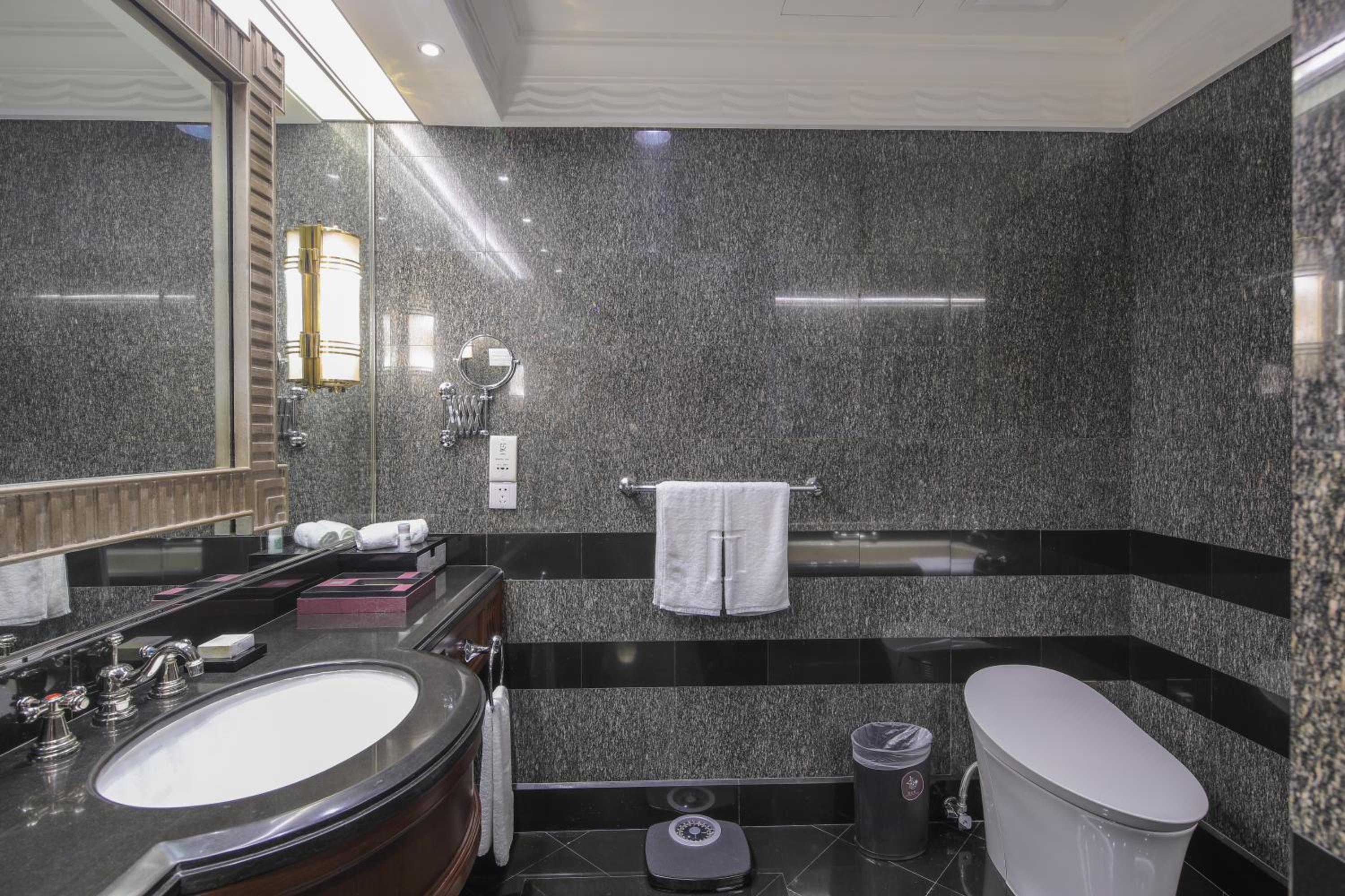 Jin Jiang Family Suite
