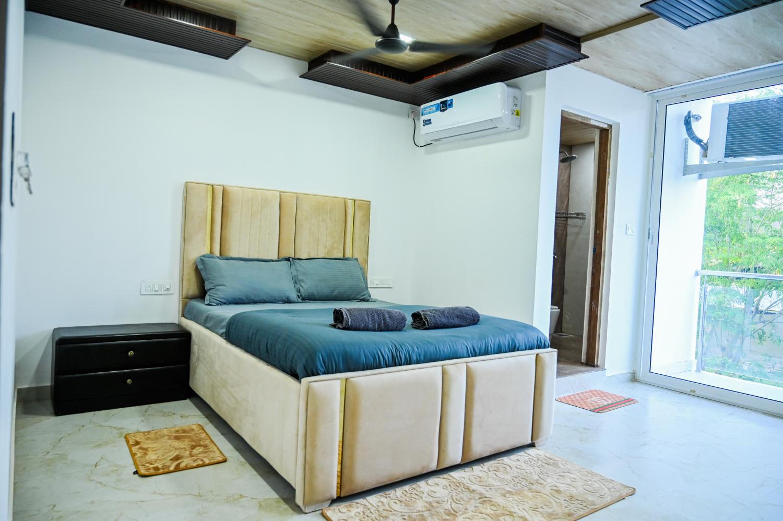 Deluxe Double Room With Balcony photo 1