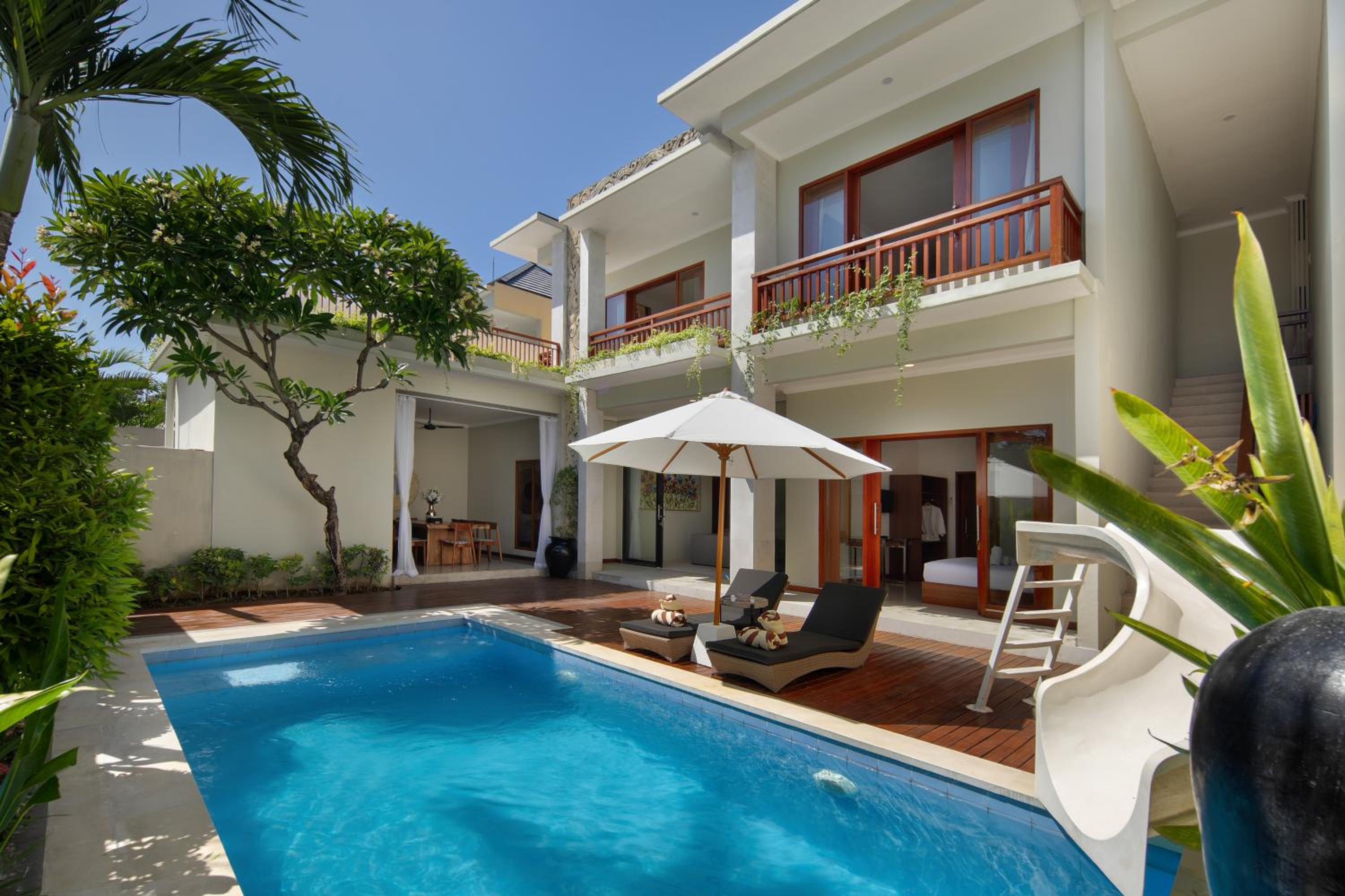 Villa with Private Pool photo 3