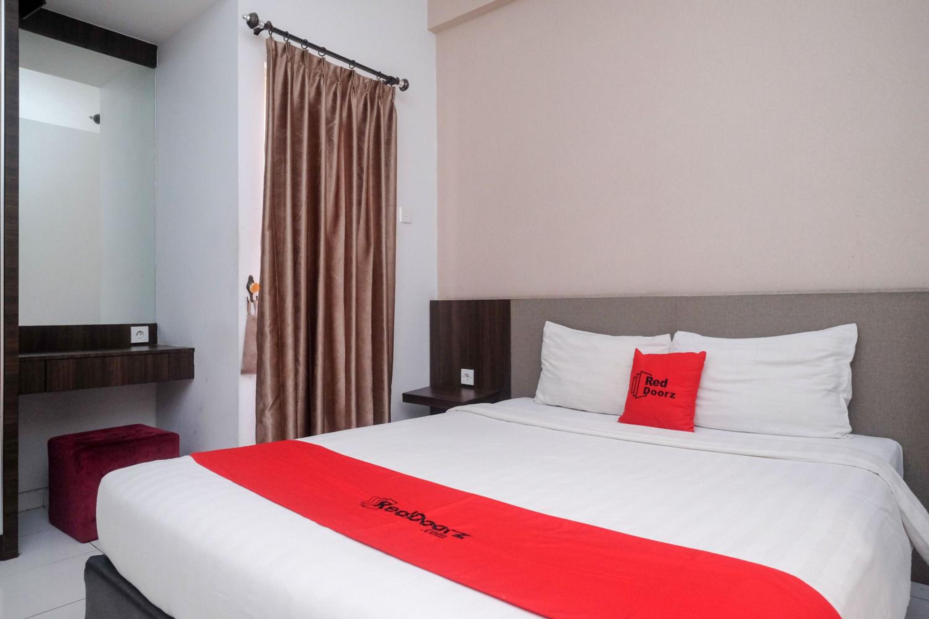 Standard Double Room - Photo 7