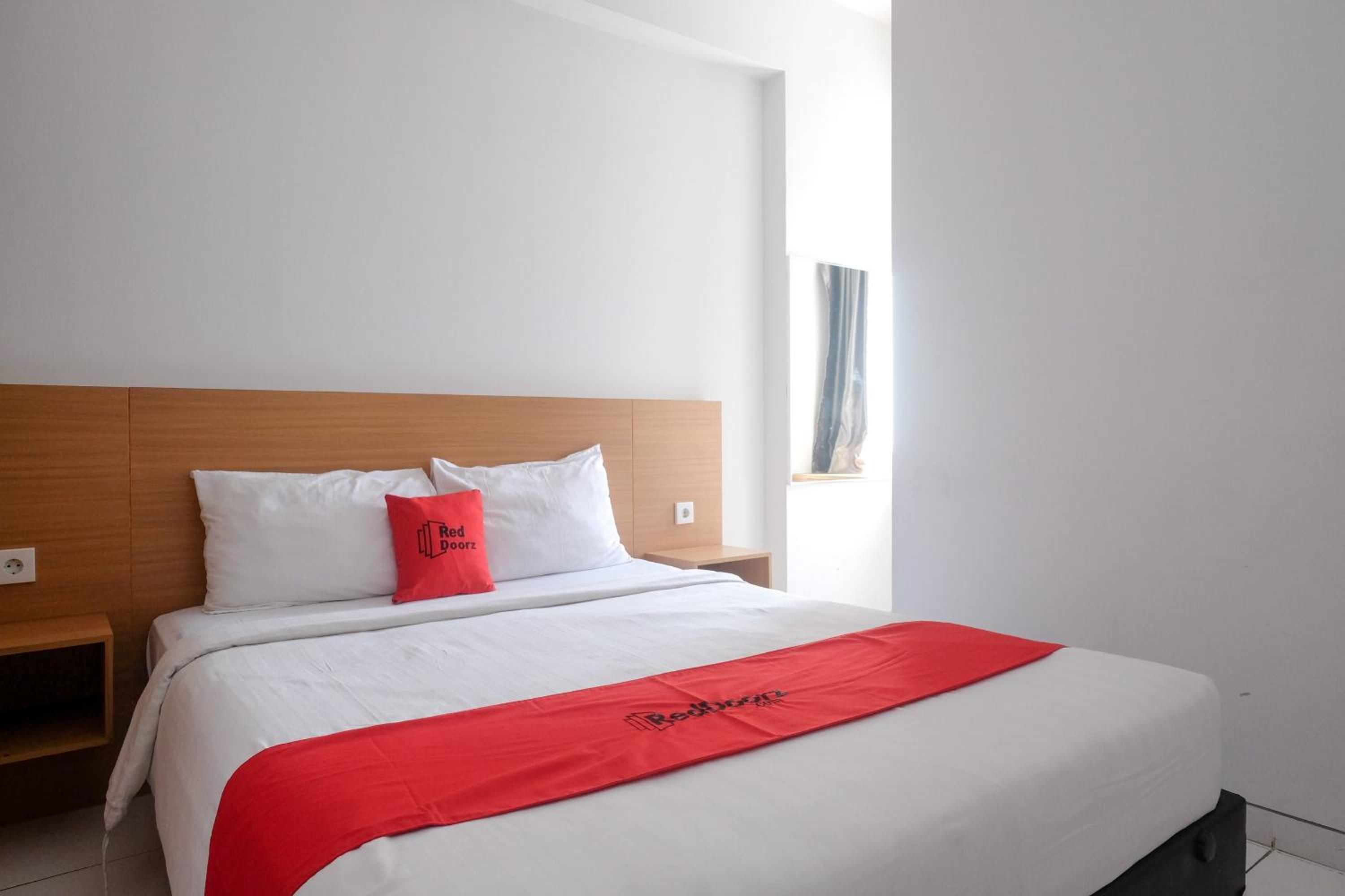 Suite - Photo 18