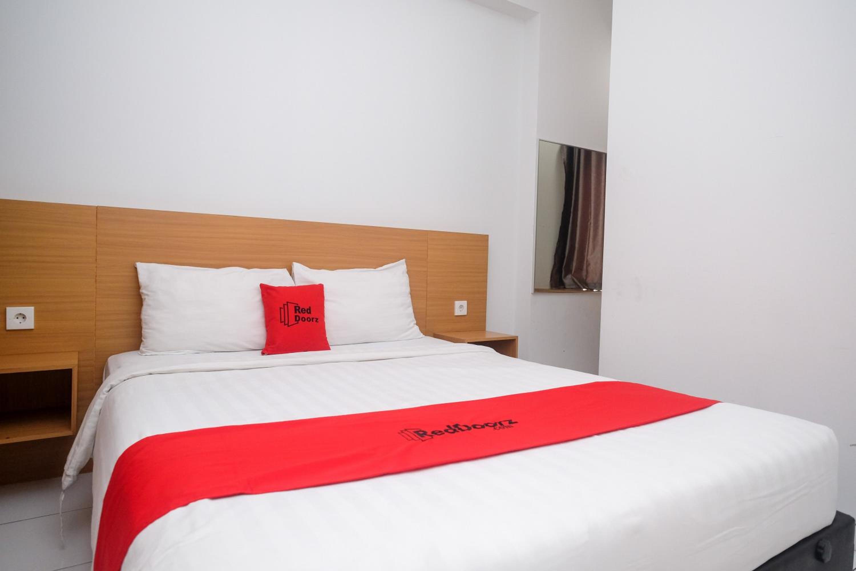 Suite - Photo 17