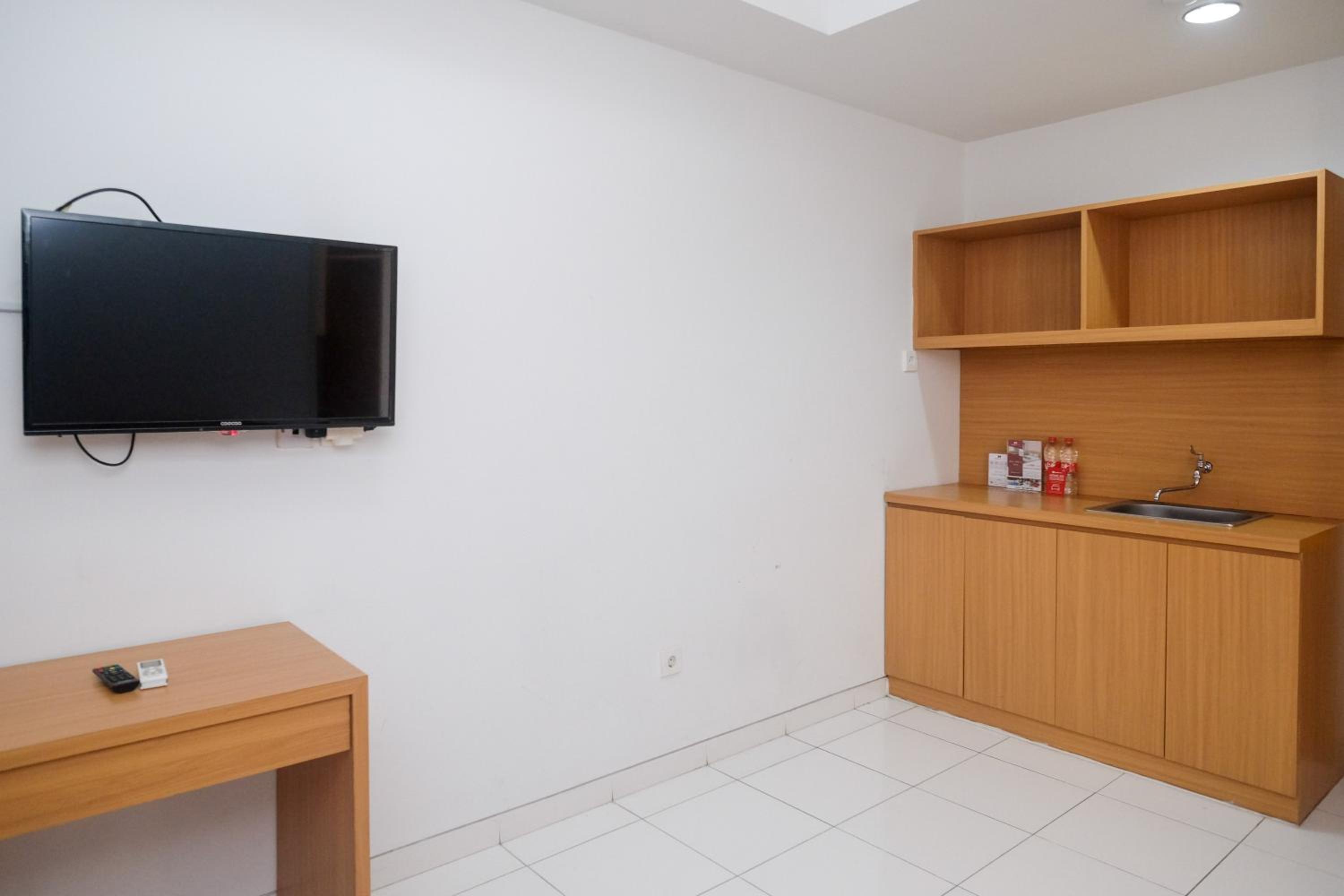Suite - Photo 9