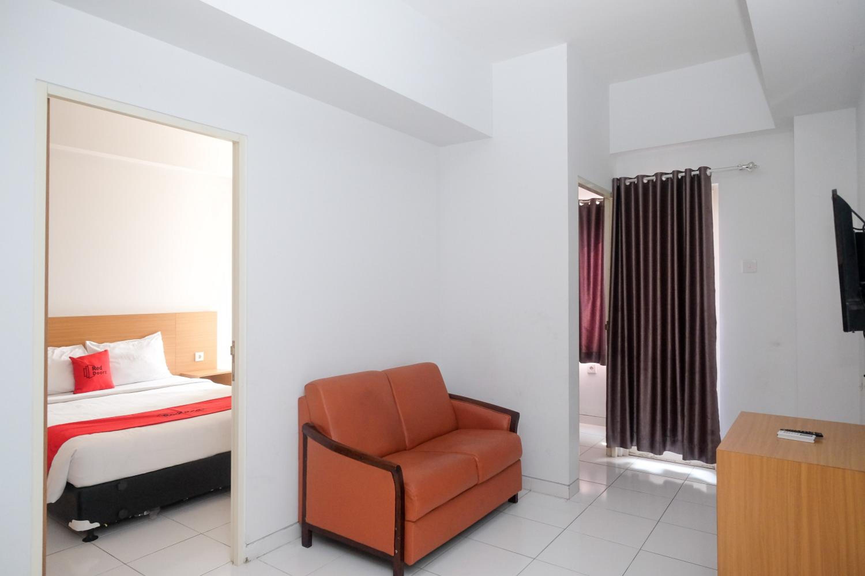 Suite - Photo 7