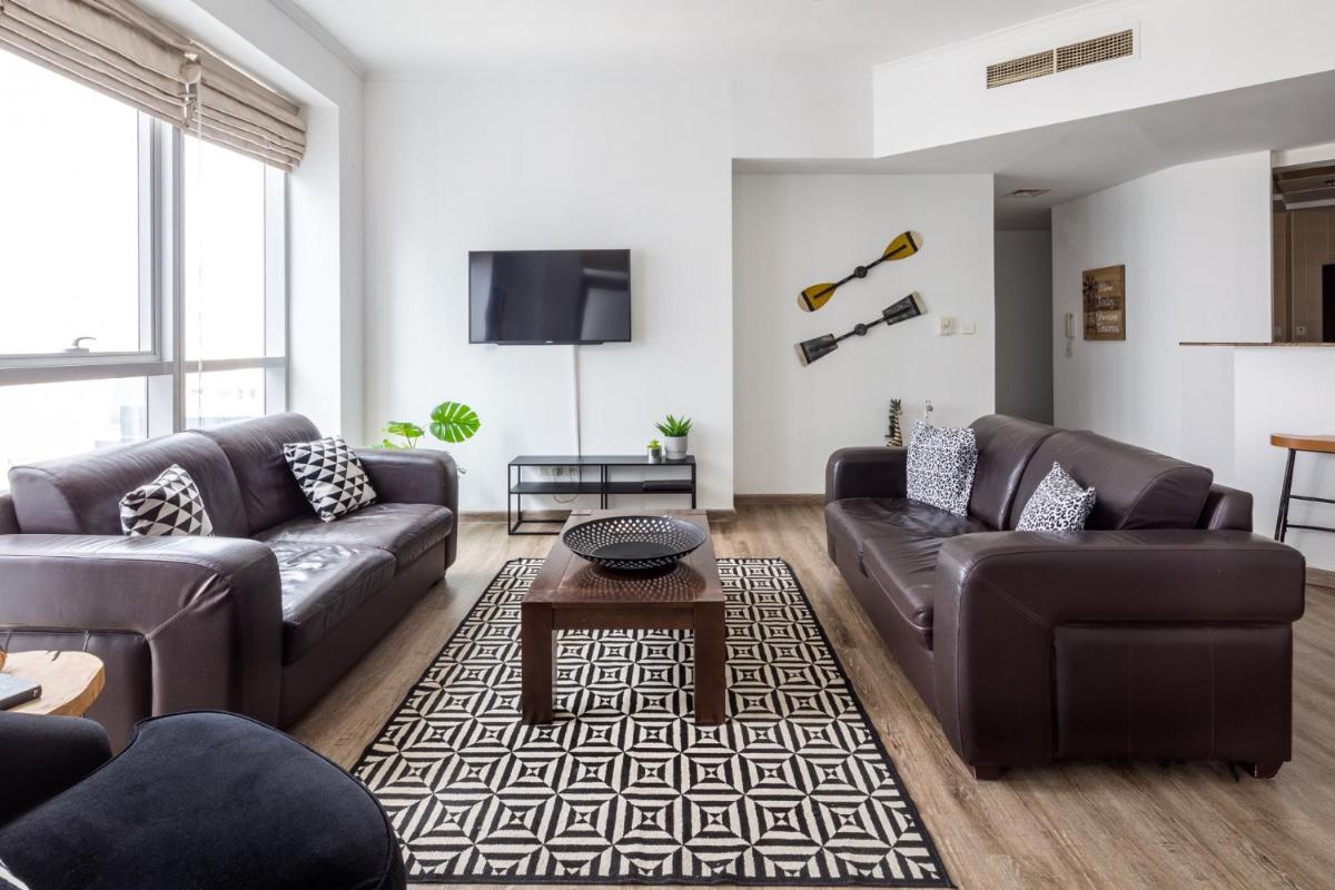 Apartment photo 3