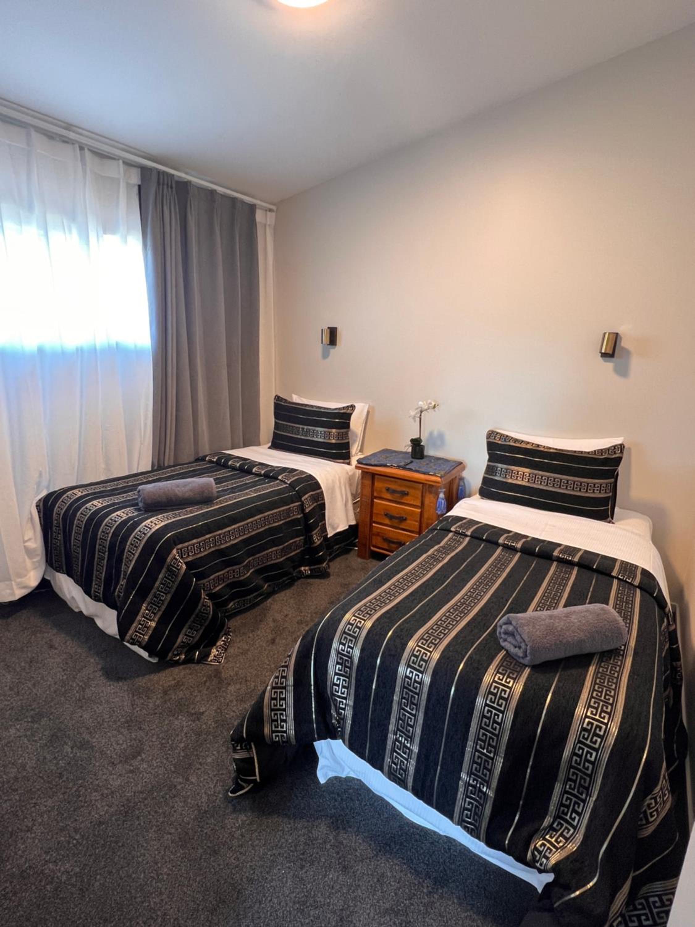 Deluxe Family Room - Photo 3
