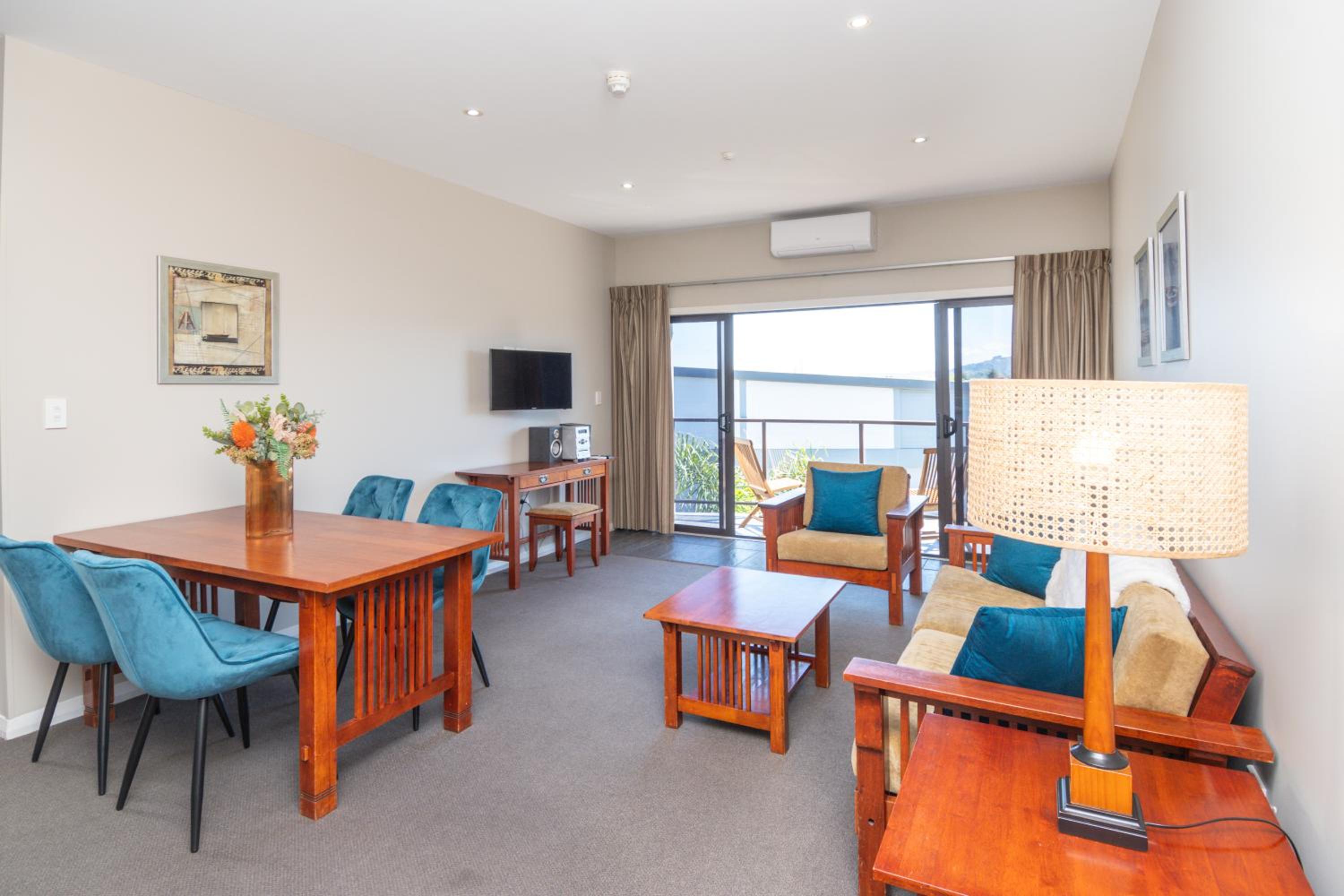 Standard One-Bedroom Apartment - Photo 1