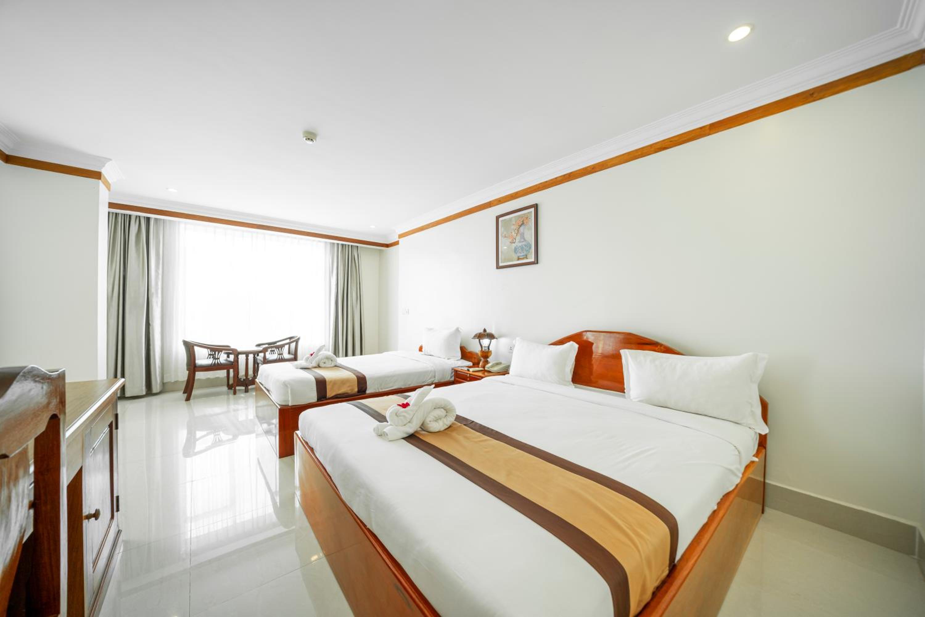 Deluxe Twin Room - Photo 3