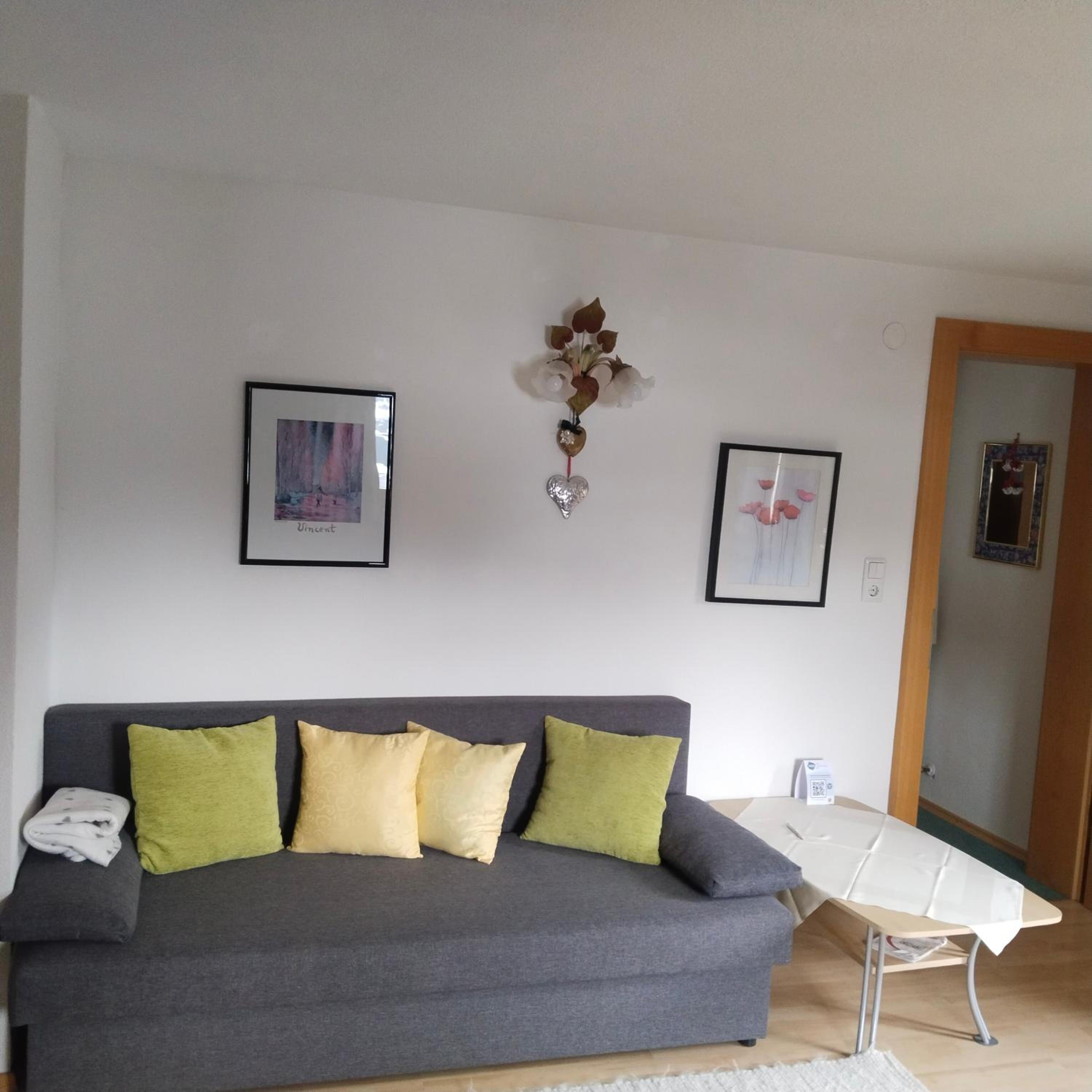 Two-Bedroom Apartment (2-3 Adults) photo 1