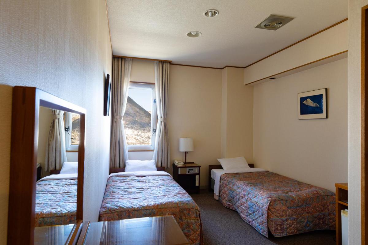 Economy Twin Room photo 1