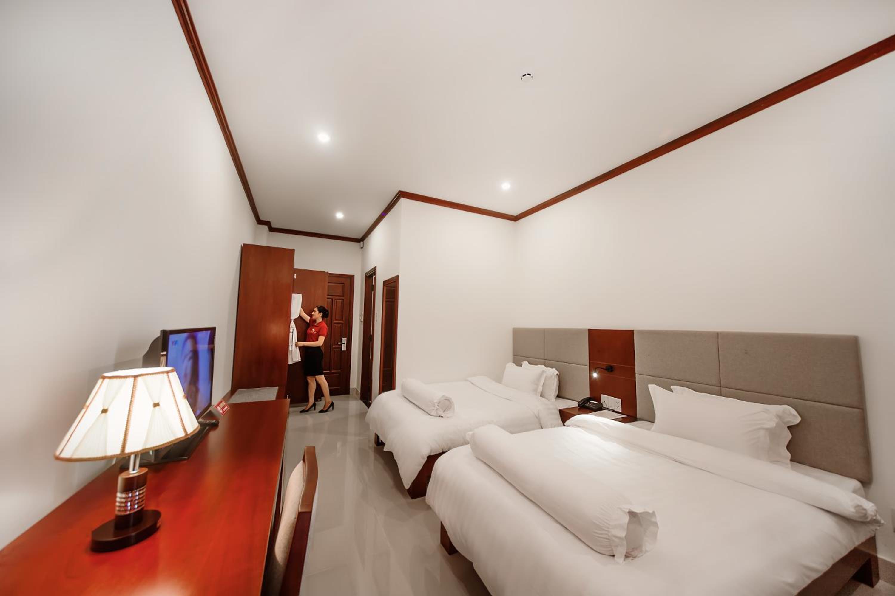 Deluxe Twin Room - Photo 2