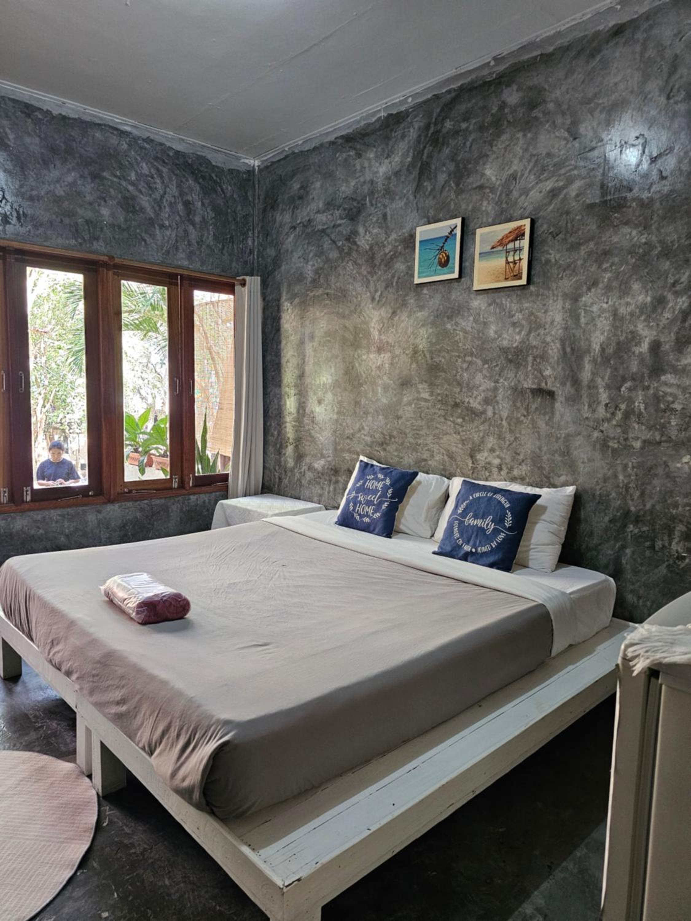 Double or Twin Room with Bathroom - Photo 1