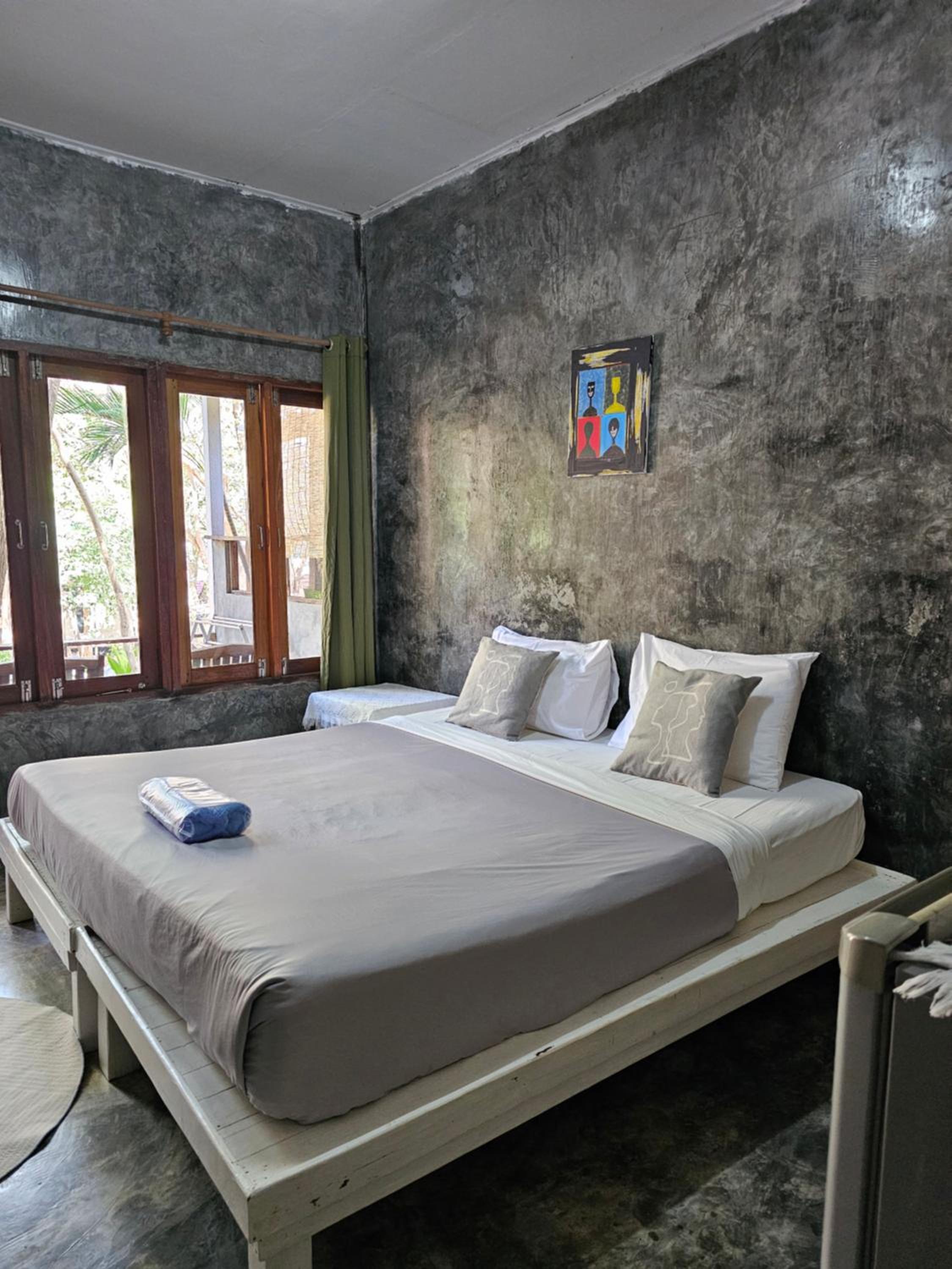 Double or Twin Room with Bathroom - Photo 4
