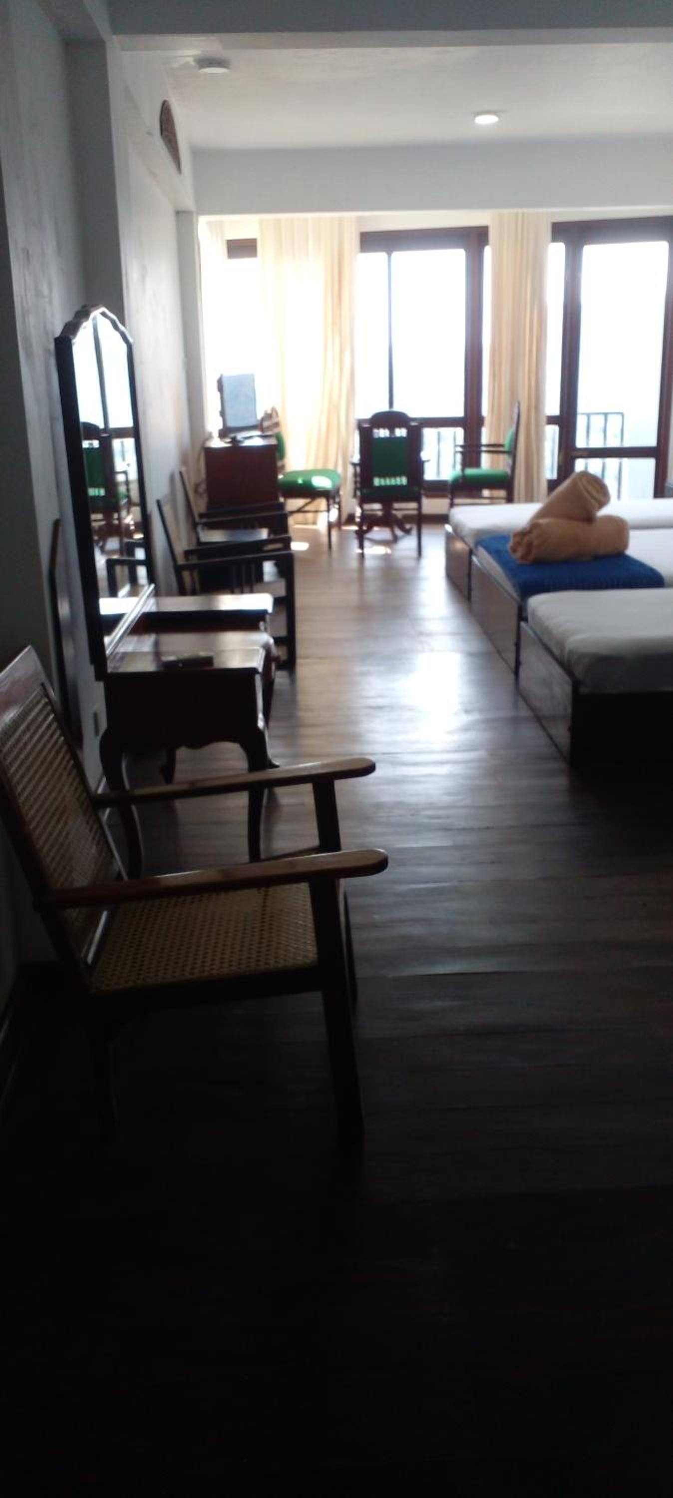 Family Room with Balcony photo 2