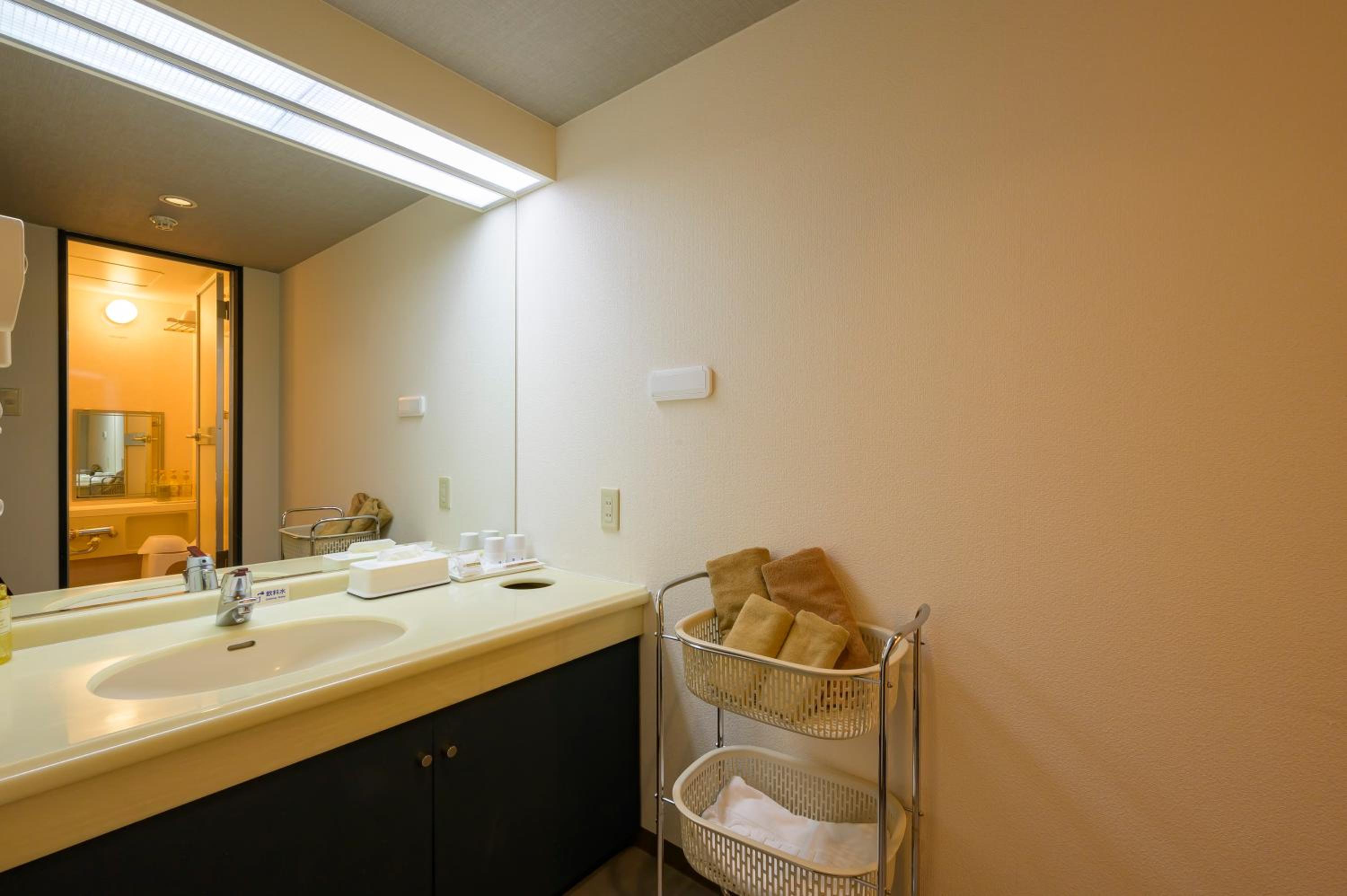 Japanese-Style Room