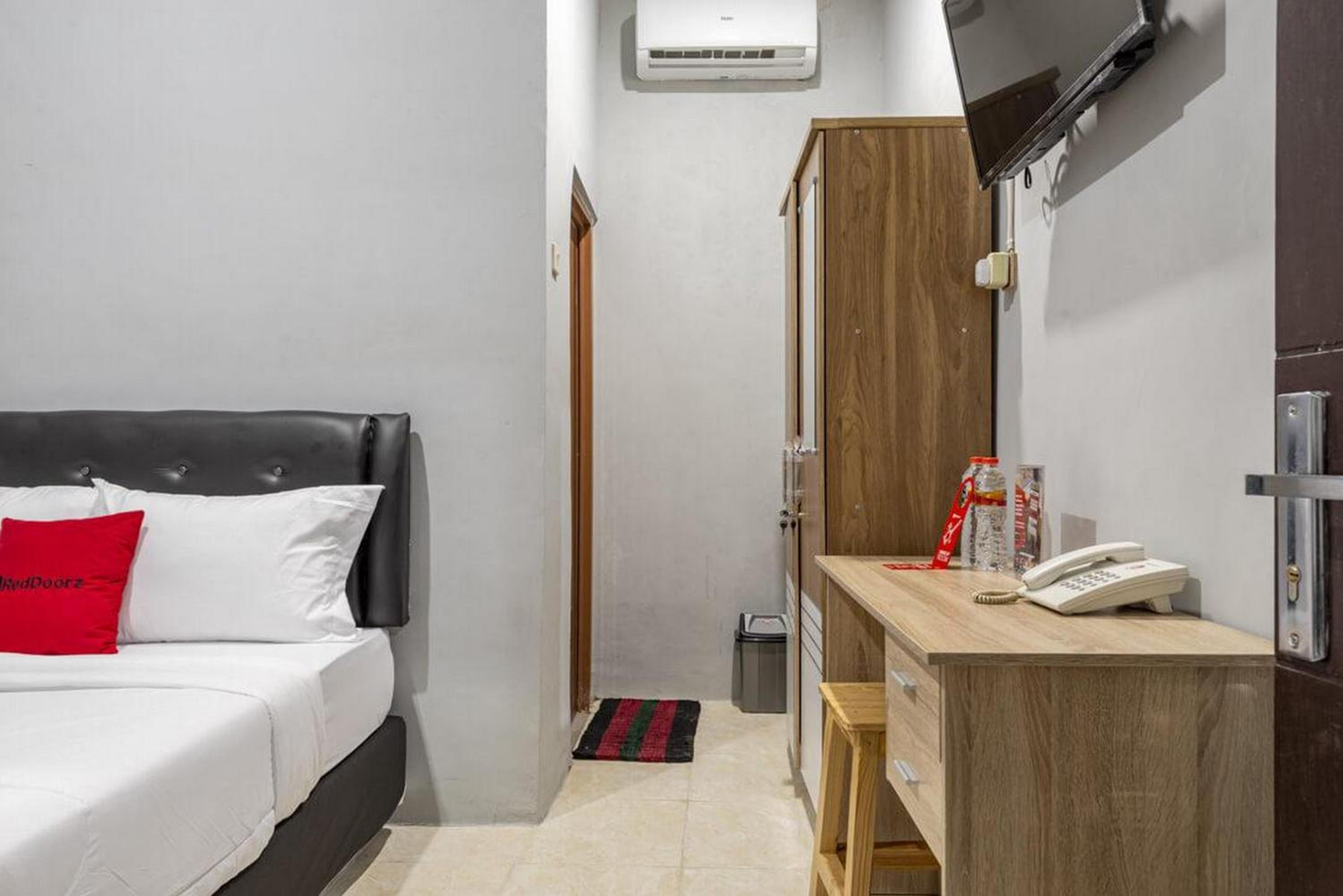 Double Room - Photo 5