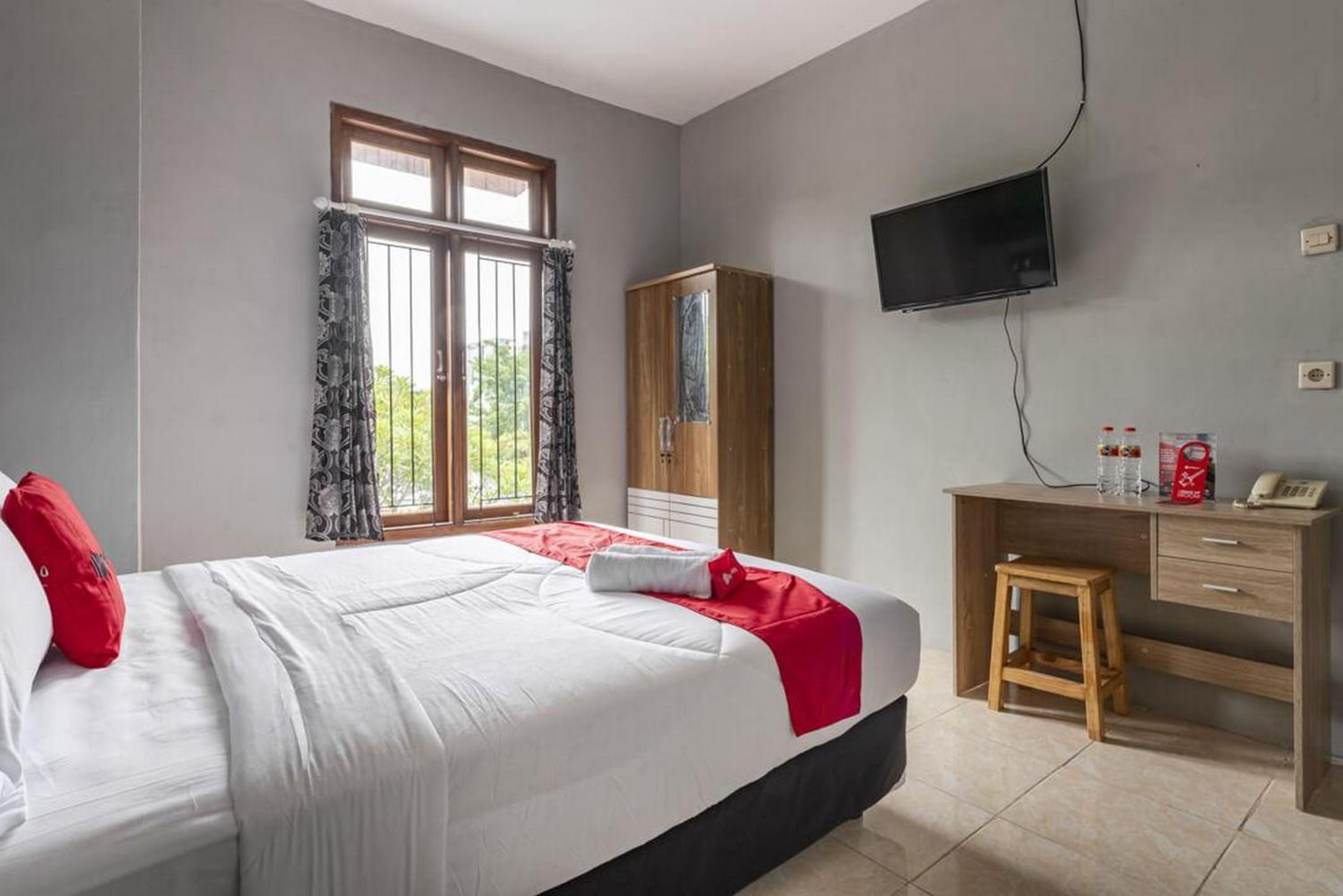 Double Room - Photo 3