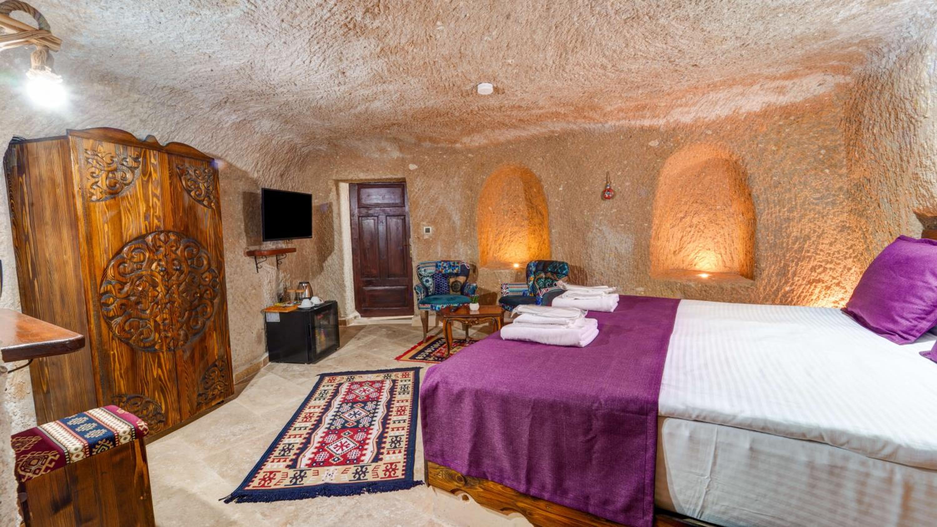 Standard Double Room - Photo 2