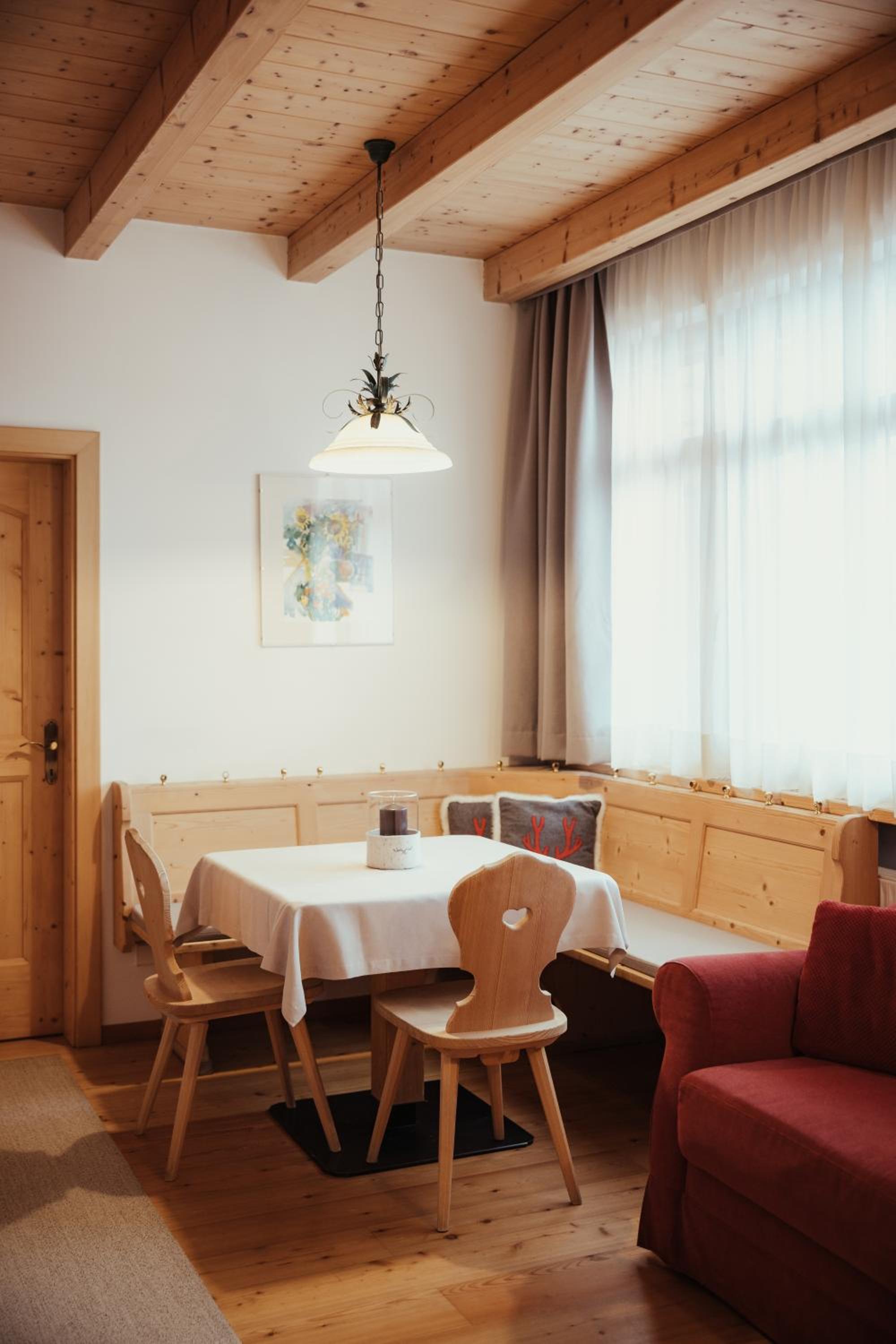 One-Bedroom Apartment - Photo 4