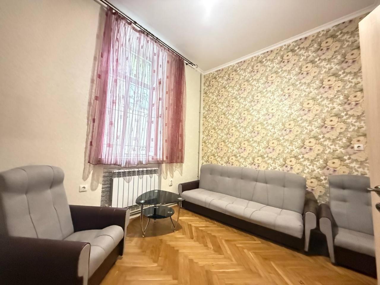Three-Bedroom Deluxe Apartment photo 3