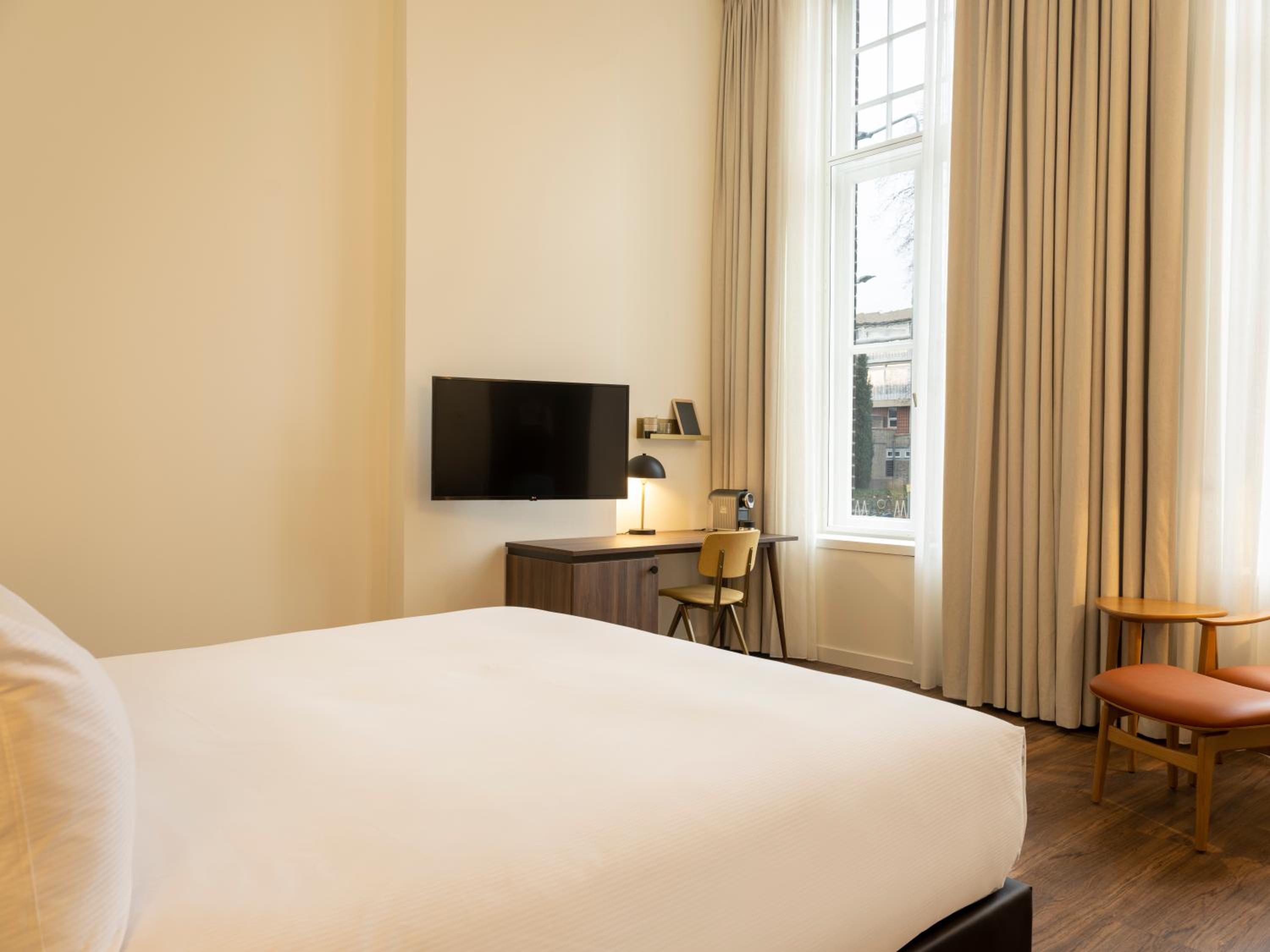Queen Room - Photo 3