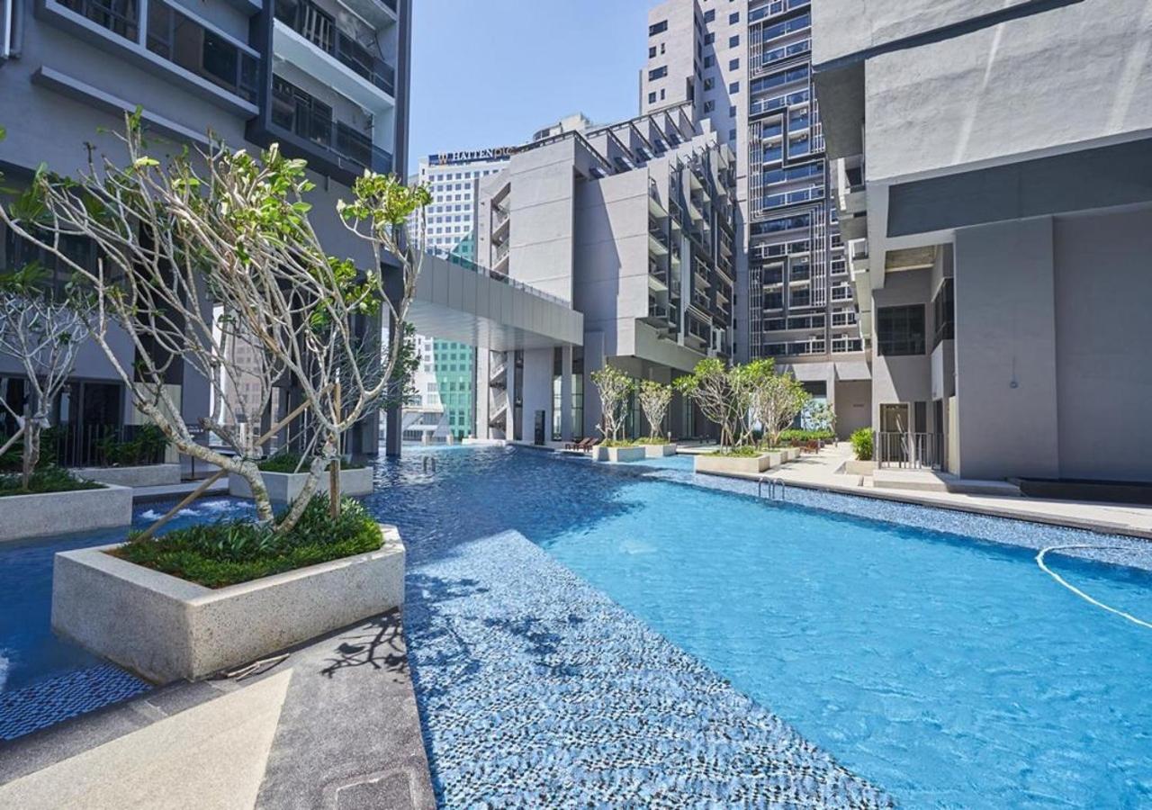 Studio with Pool View - Photo 36