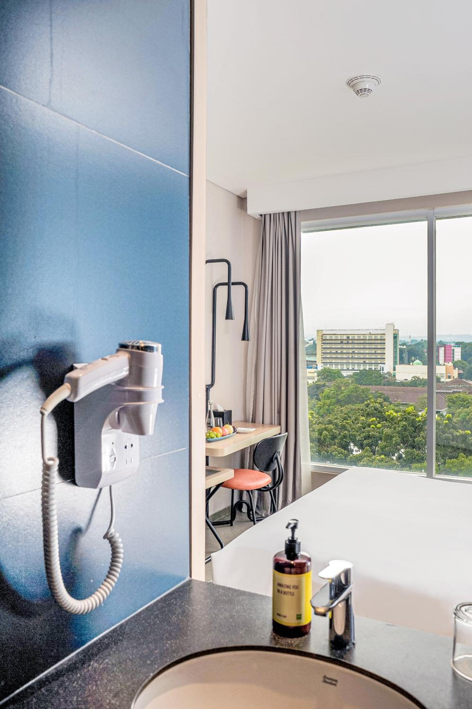 Deluxe Triple Room - Photo 1