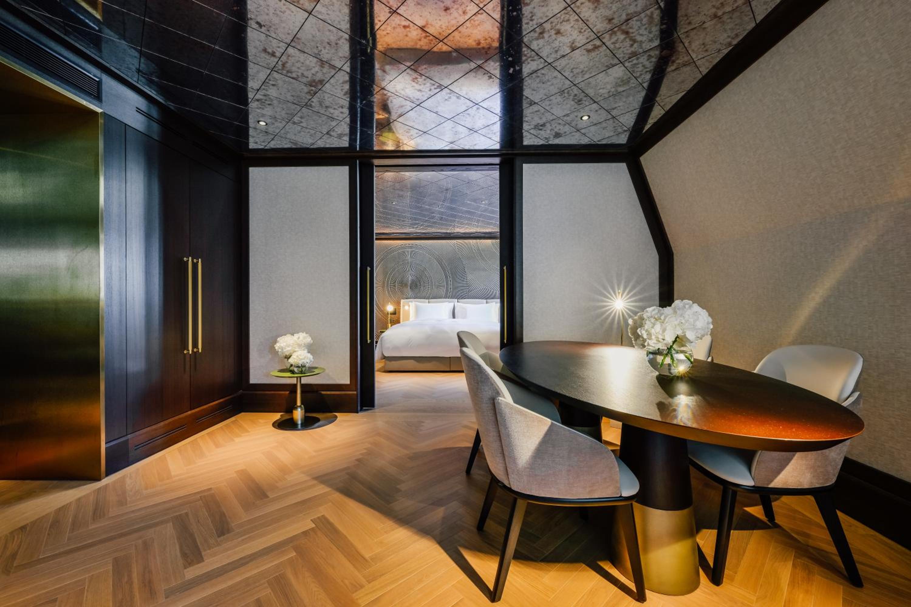 Palais Suite