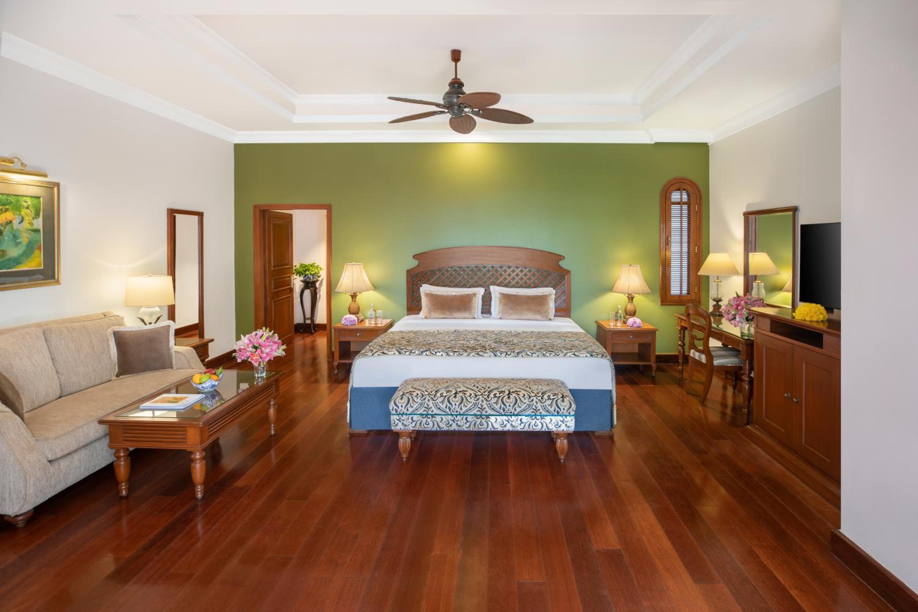 Presidential Villa with Plunge Pool Presidential Villa with Plunge Pool