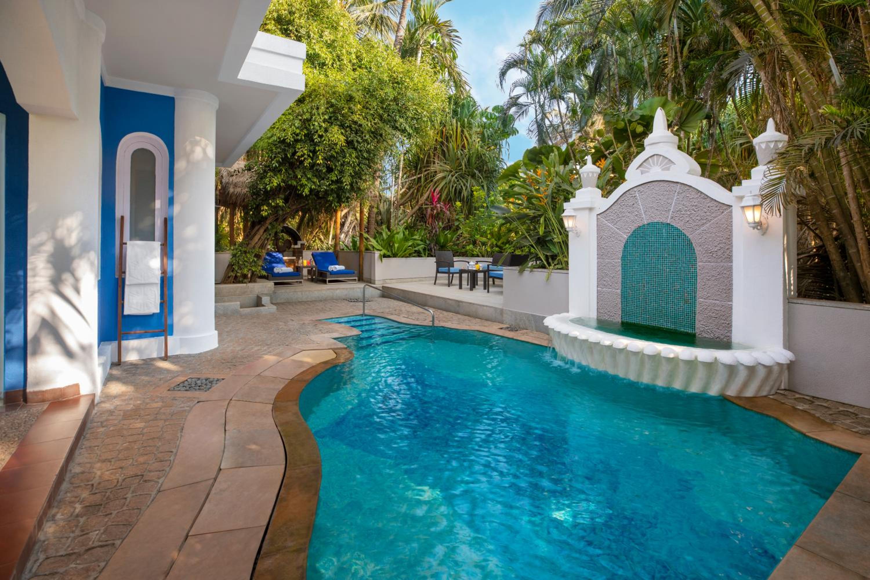 Presidential Villa with Plunge Pool Presidential Villa with Plunge Pool