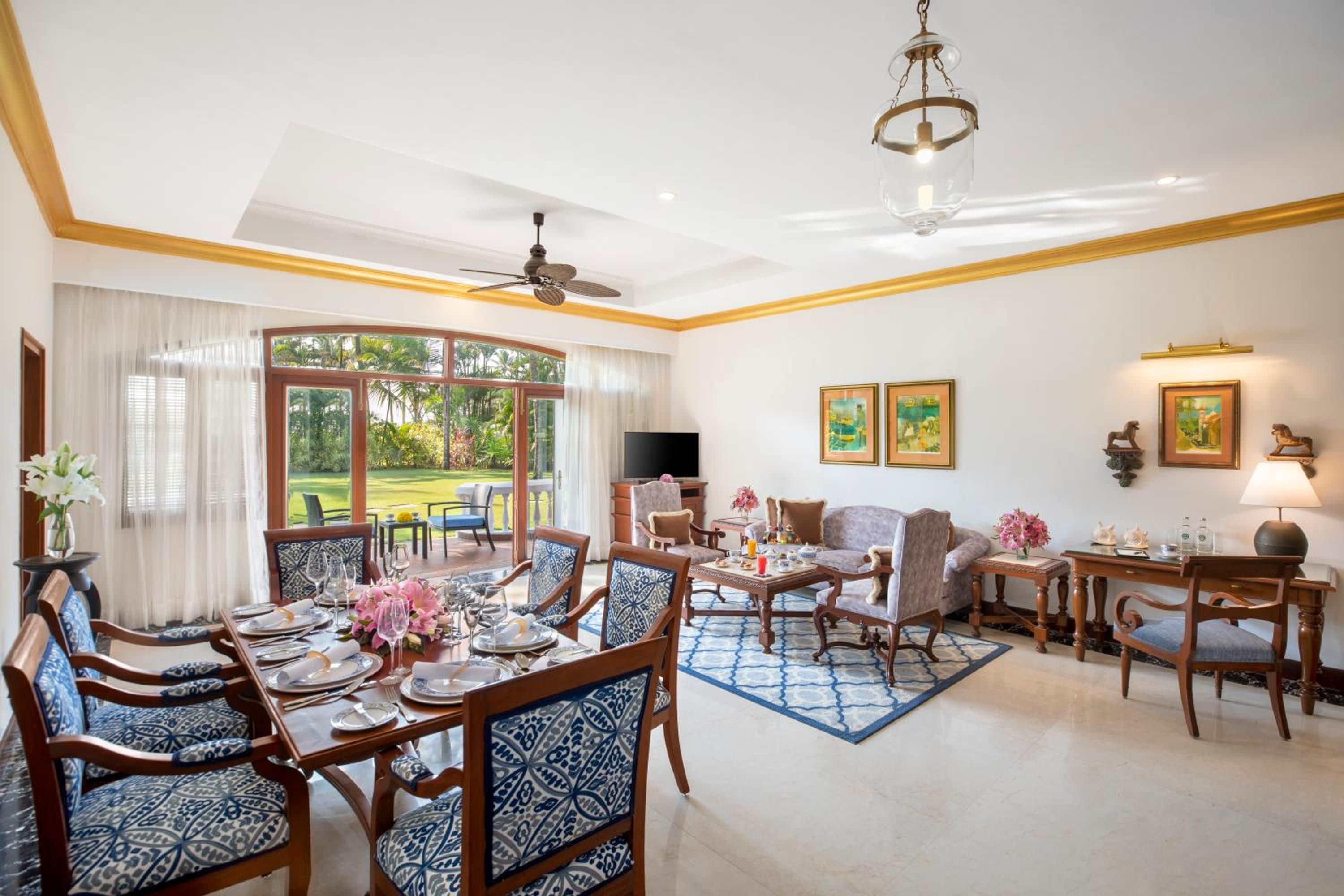 Presidential Villa with Plunge Pool