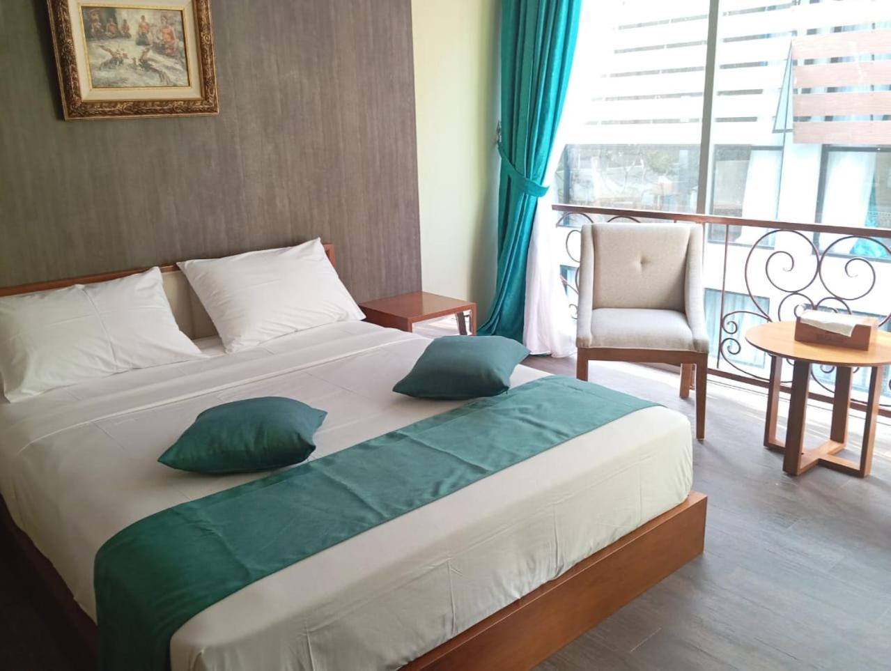 Deluxe Double Room With Bath