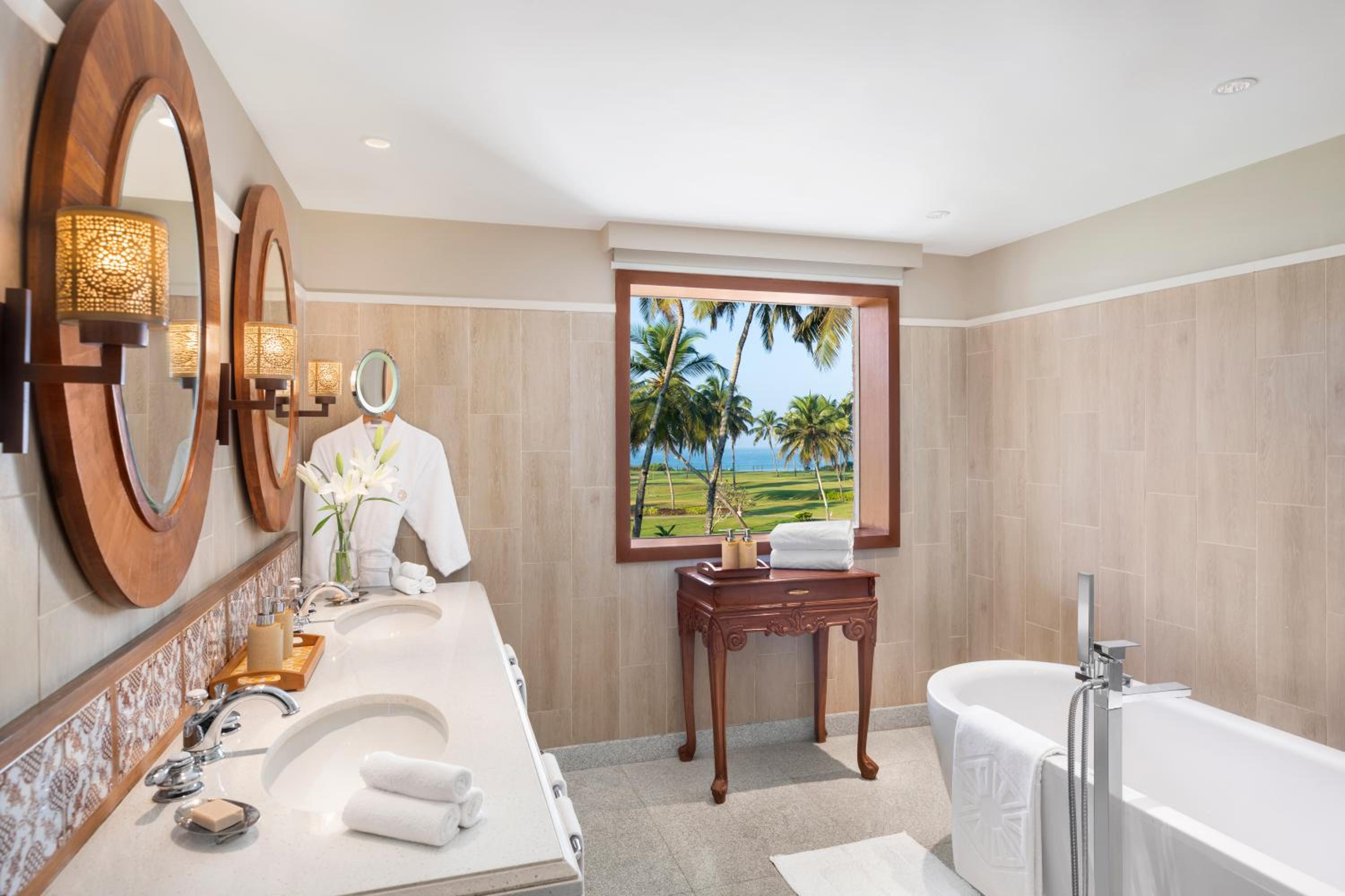 Luxury Suite Luxury Suite