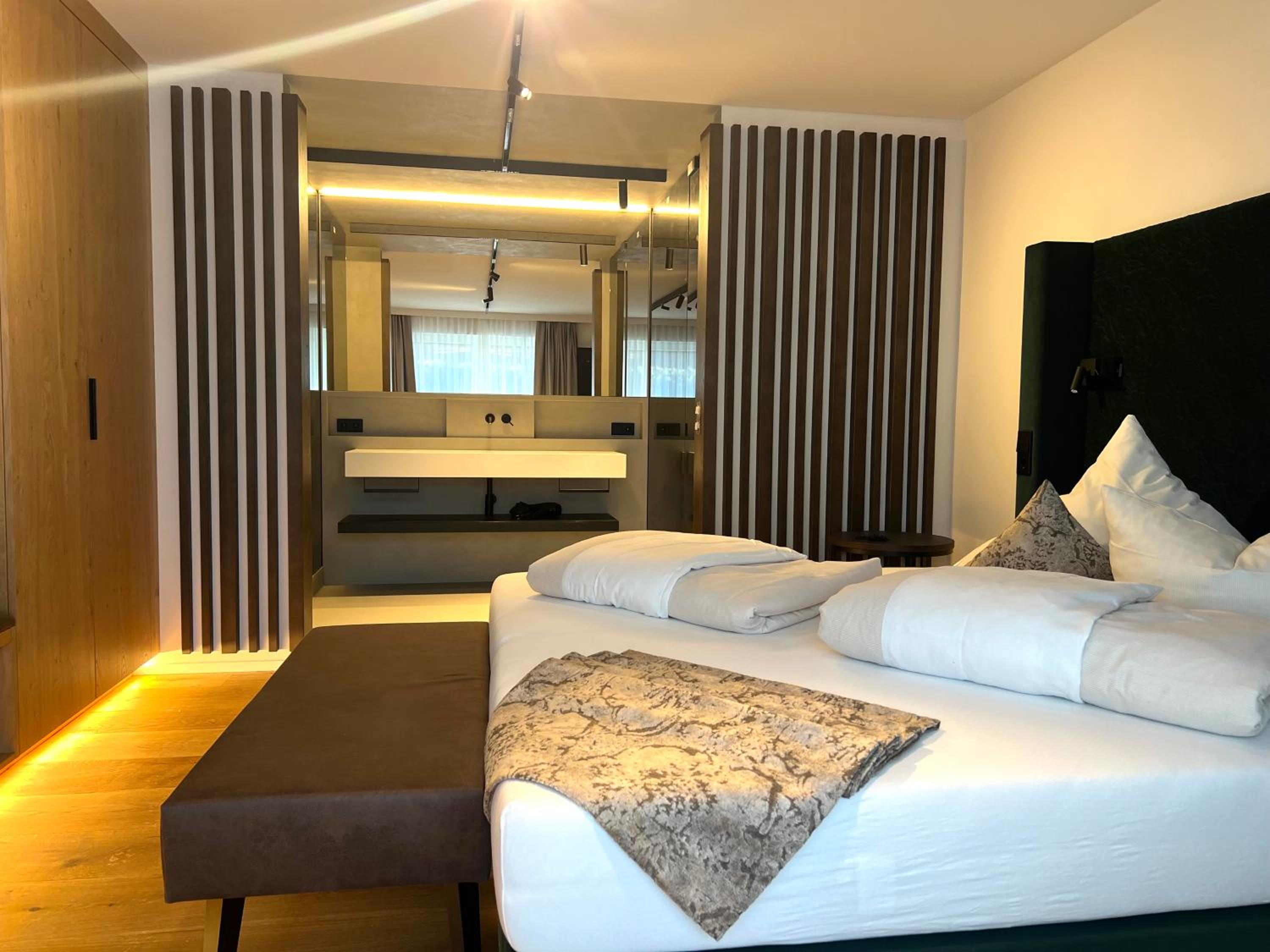 Deluxe Apartment photo 3