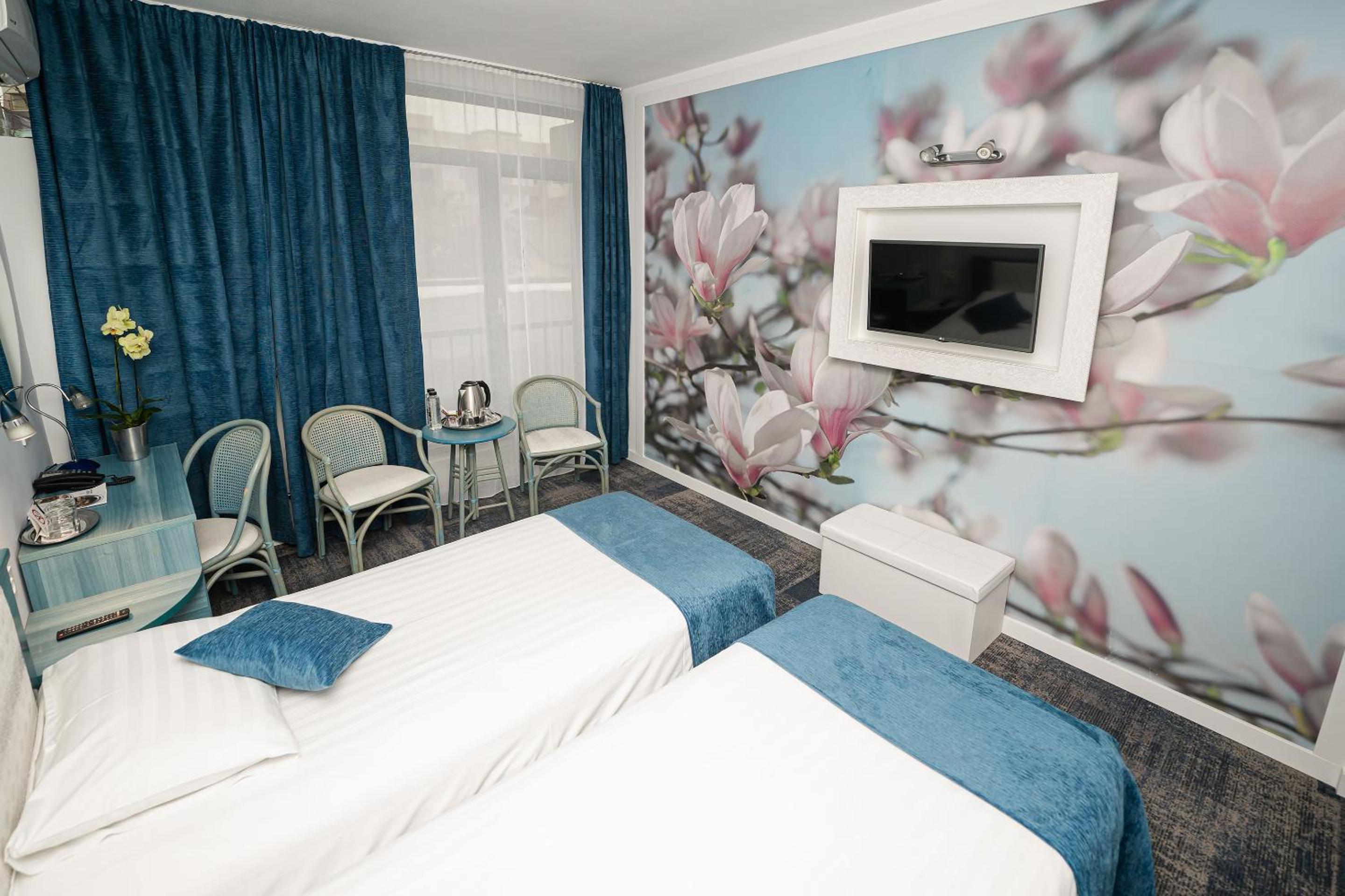 Standard Twin Room photo 1